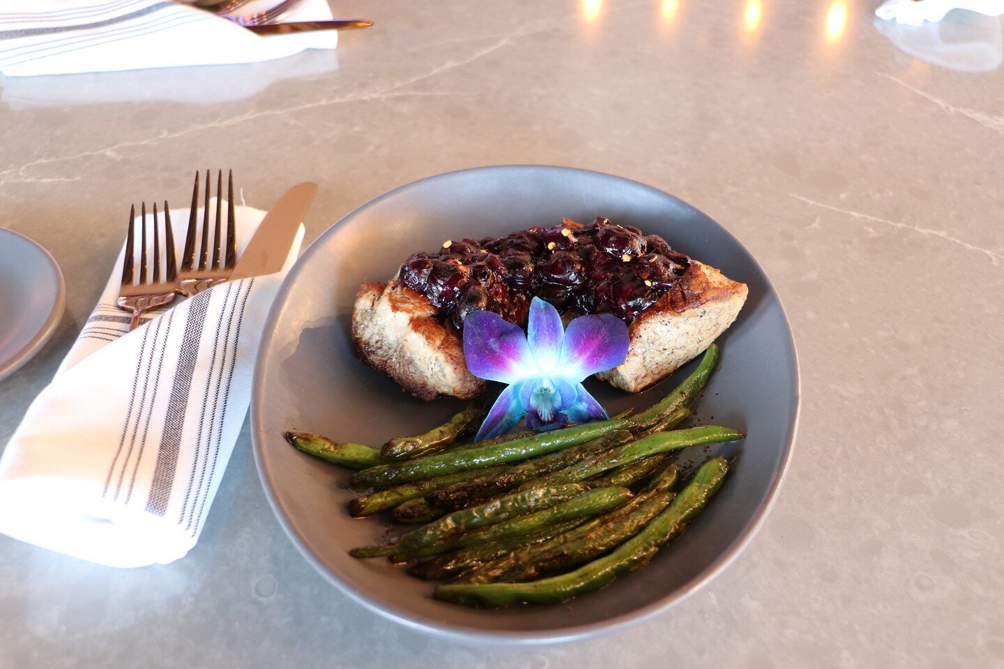 Dinner is Served...

Tonight's Special is Pork Tenderloin covered in macerated blueberries served with brown sugar green beans.