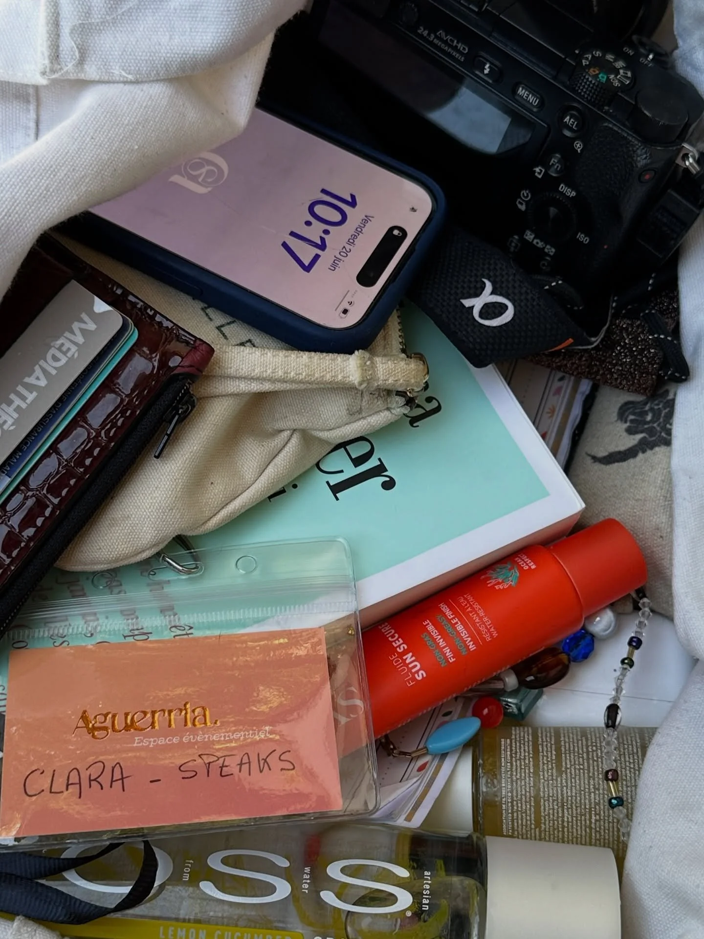 Juin en quelques images 🎞️

Dans le dernier r&eacute;cap, j&rsquo;esp&eacute;rais un &laquo;&nbsp;retour digne ce nom pour ma propre communication&nbsp;&raquo; et vous annoncer une &laquo;&nbsp;petite surprise&nbsp;&raquo;&hellip; Eh bien, pas du to