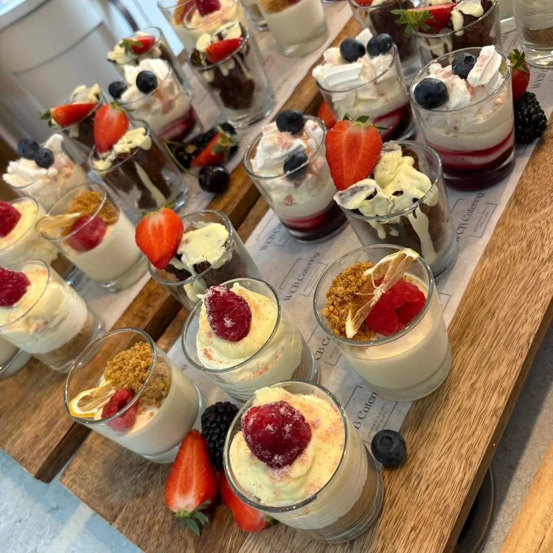 Dessert sharer🤤

A lovely way to round off your WCB catering experience! 

Something for everyone and completely customisable so you can enjoy a few of your favourites on your big day🤩🤍