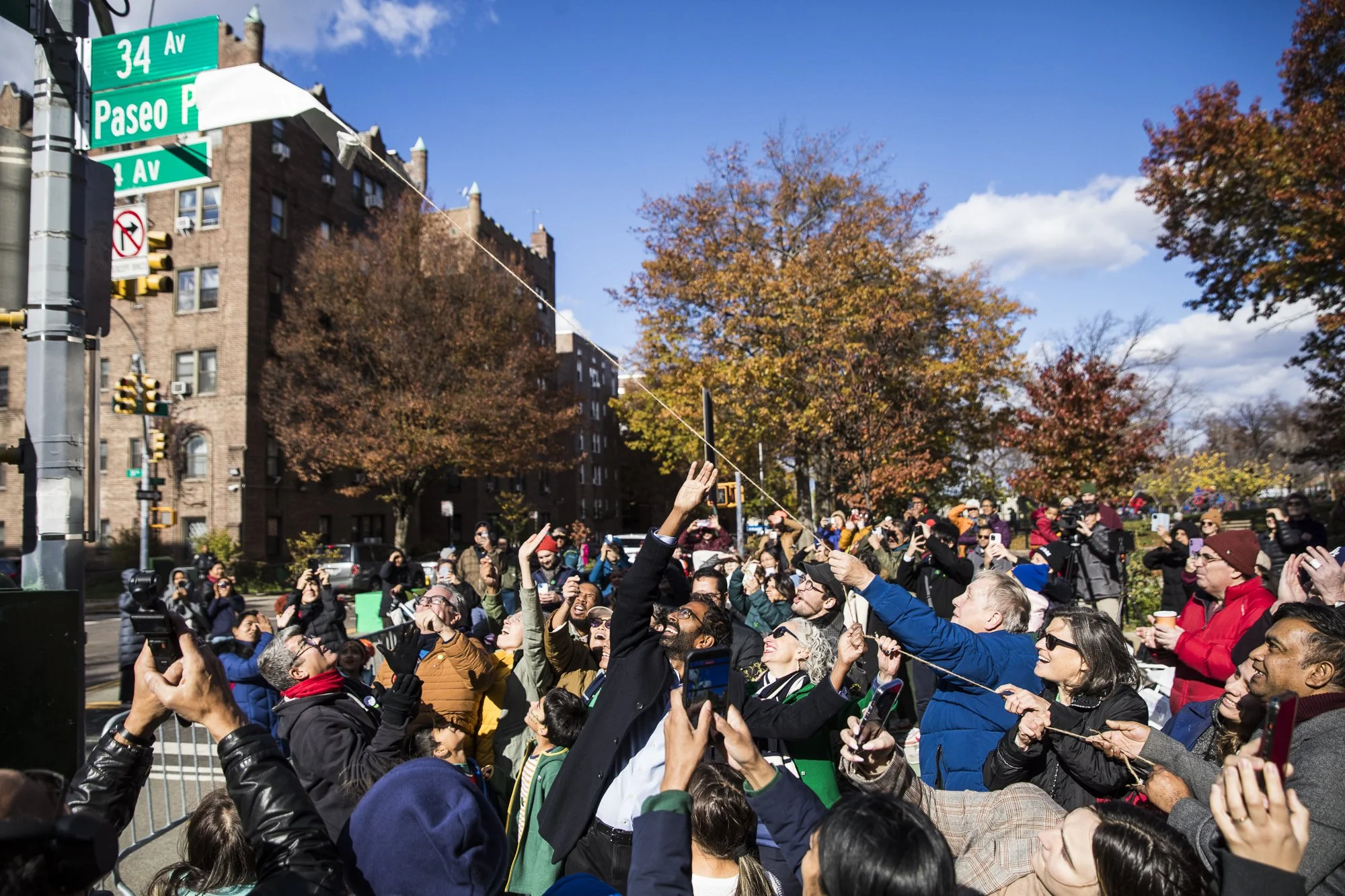 Copy of 20251116_PaseoParking_Naming_KishaBari_224.jpg