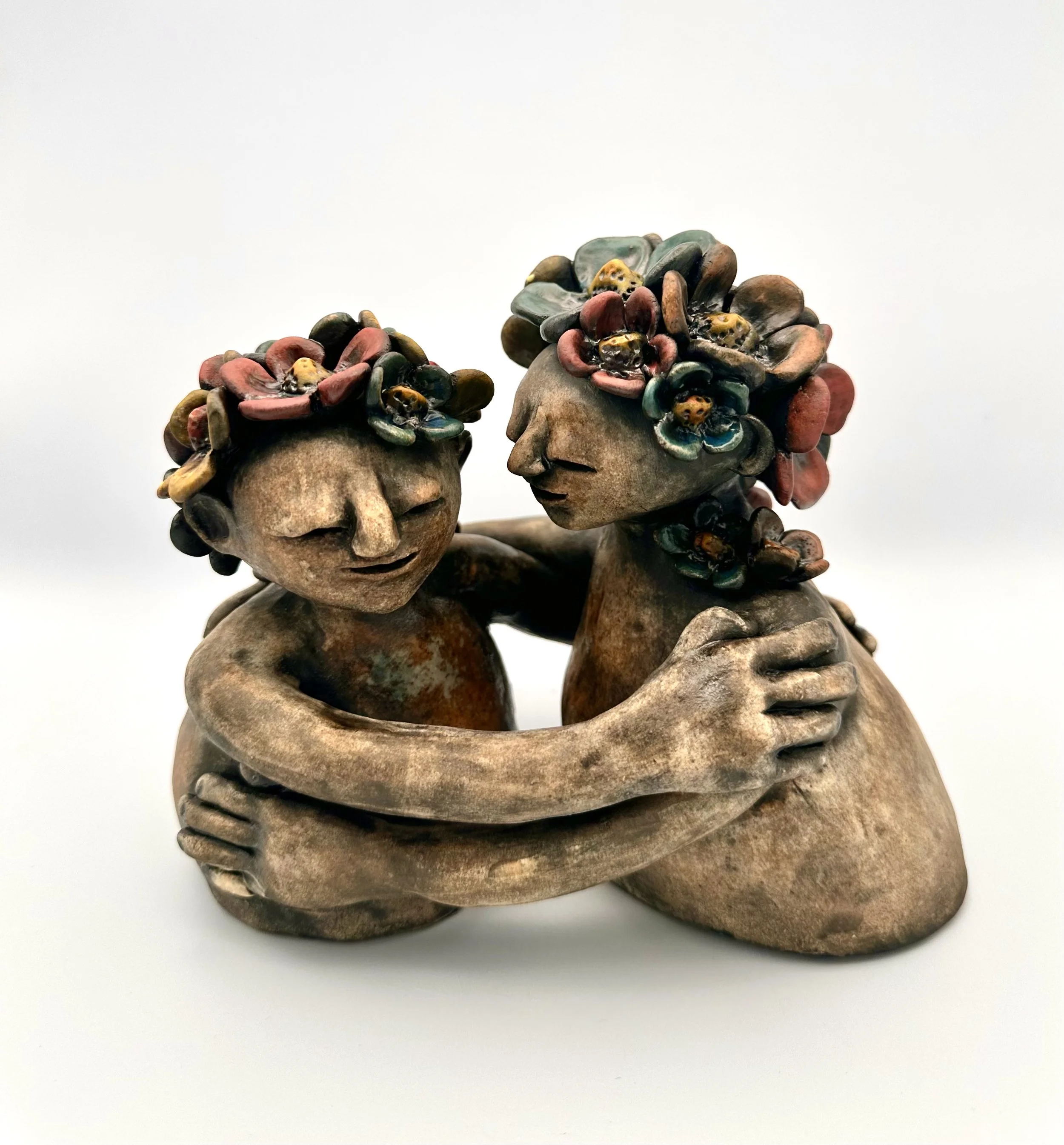 "The embrace" by CoBe / 6.7 x 7.2 x 4.7 / $600