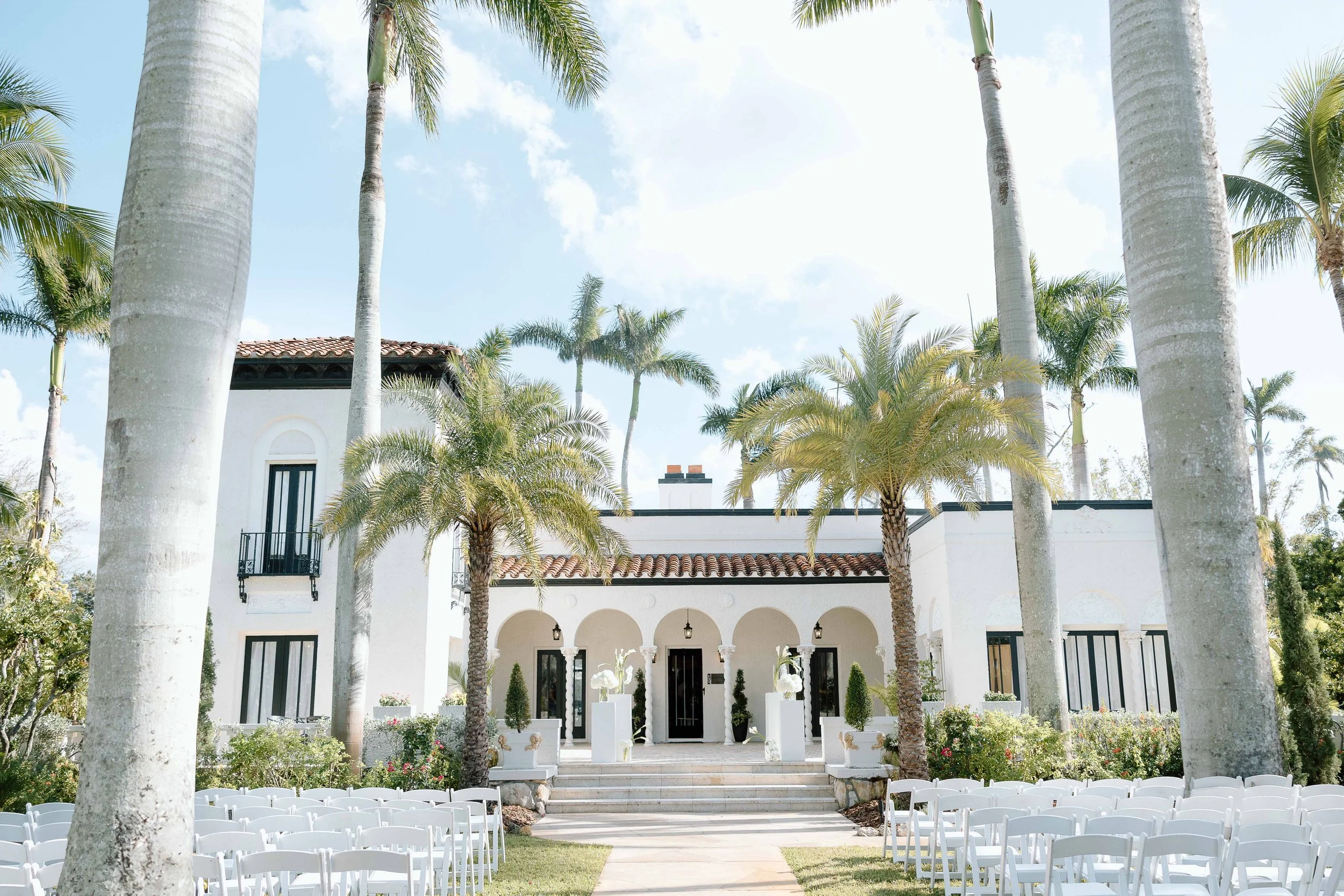 Wedding ceremony at the Alderman House by Mizner by Fort Myers wedding photographers