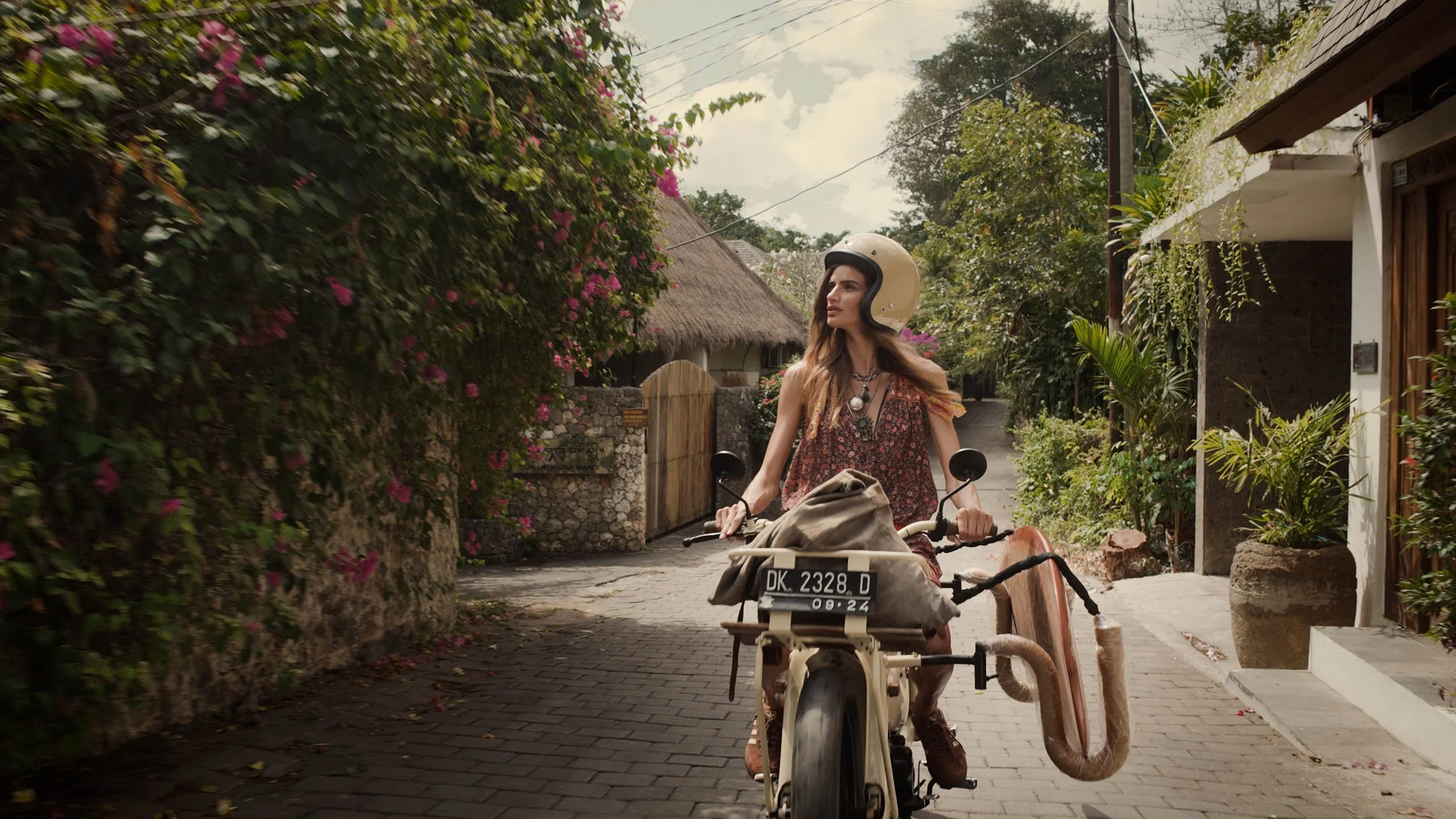 Spell Bali - Clips.00_00_11_09.Still001_web.jpg