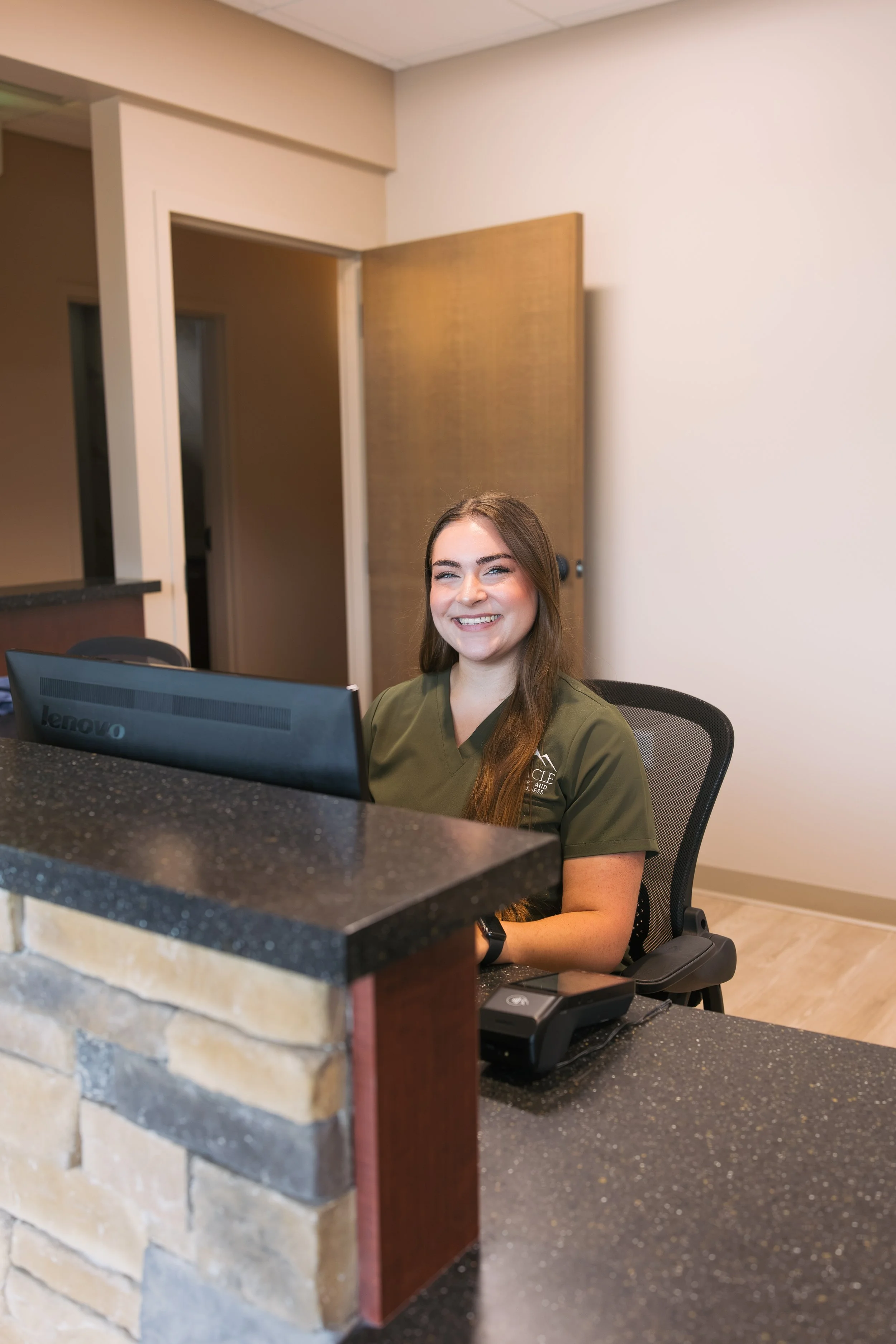 family chiropractic office, prenatal chiropractic office