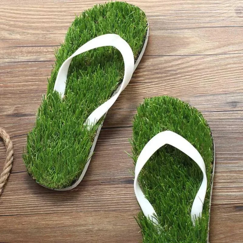 Grass-Flip-Flops-Funny-Lawn-Slippers-1.jpg