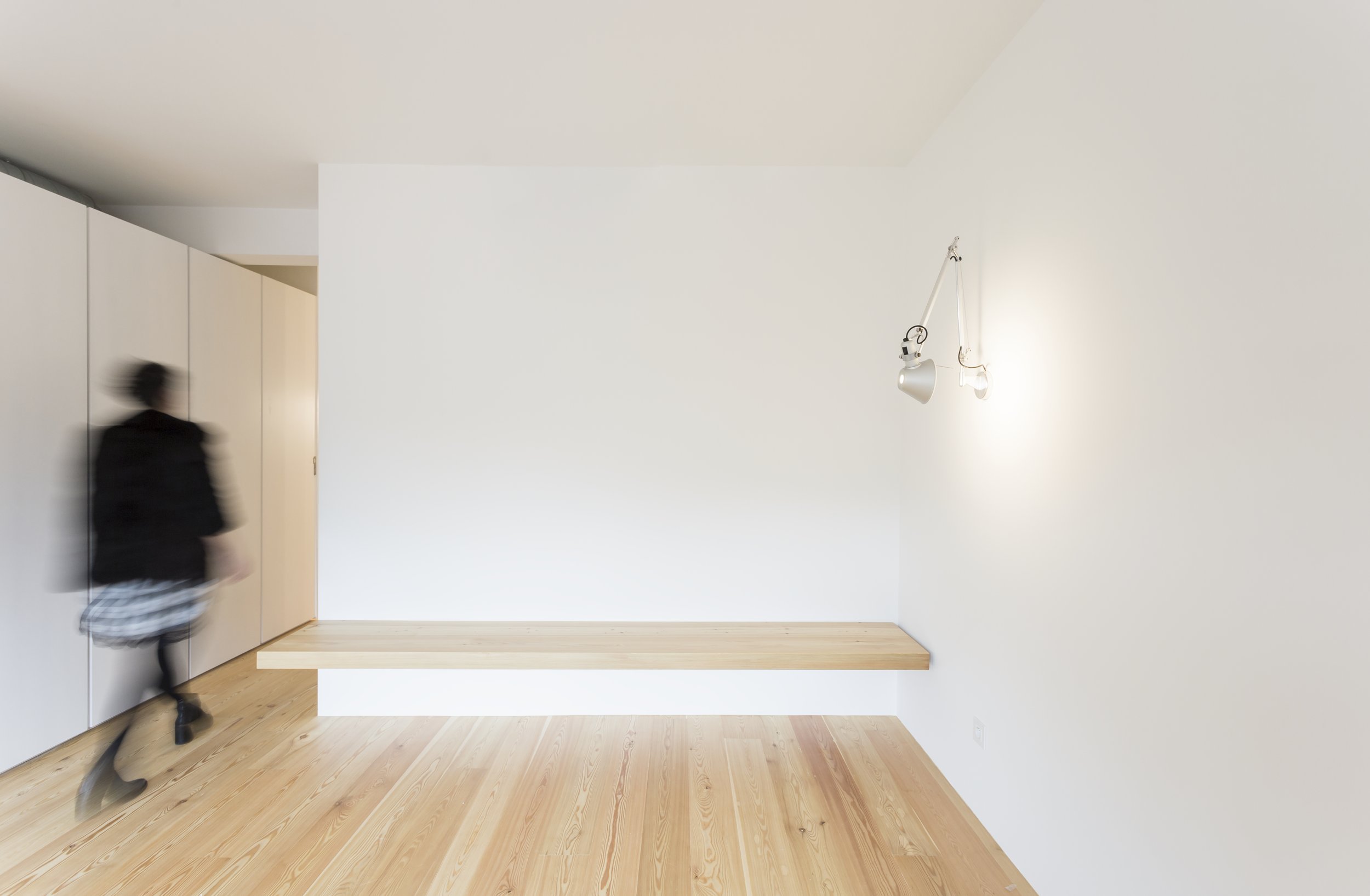 LISBON APART-26-big shelf.jpg
