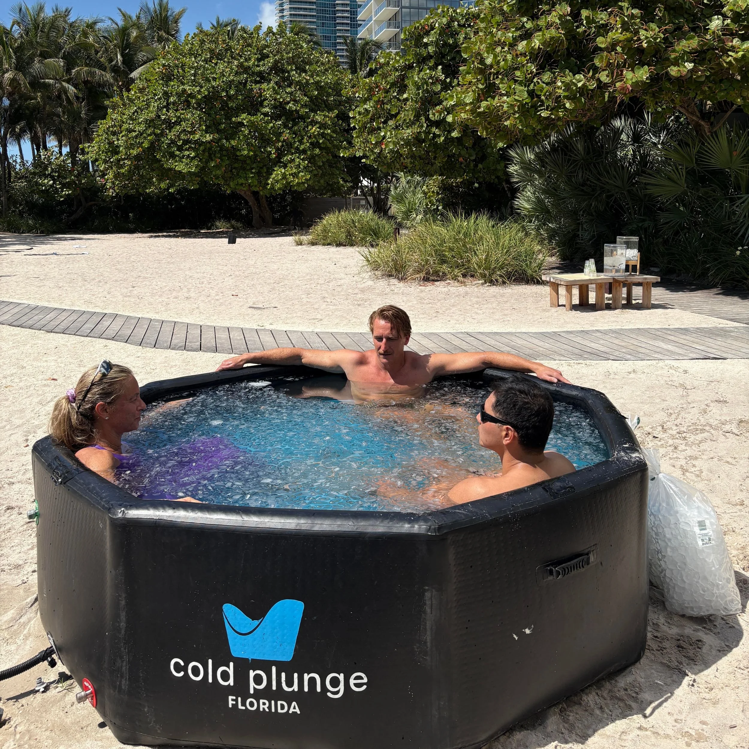 partyplungeevent4.jpg