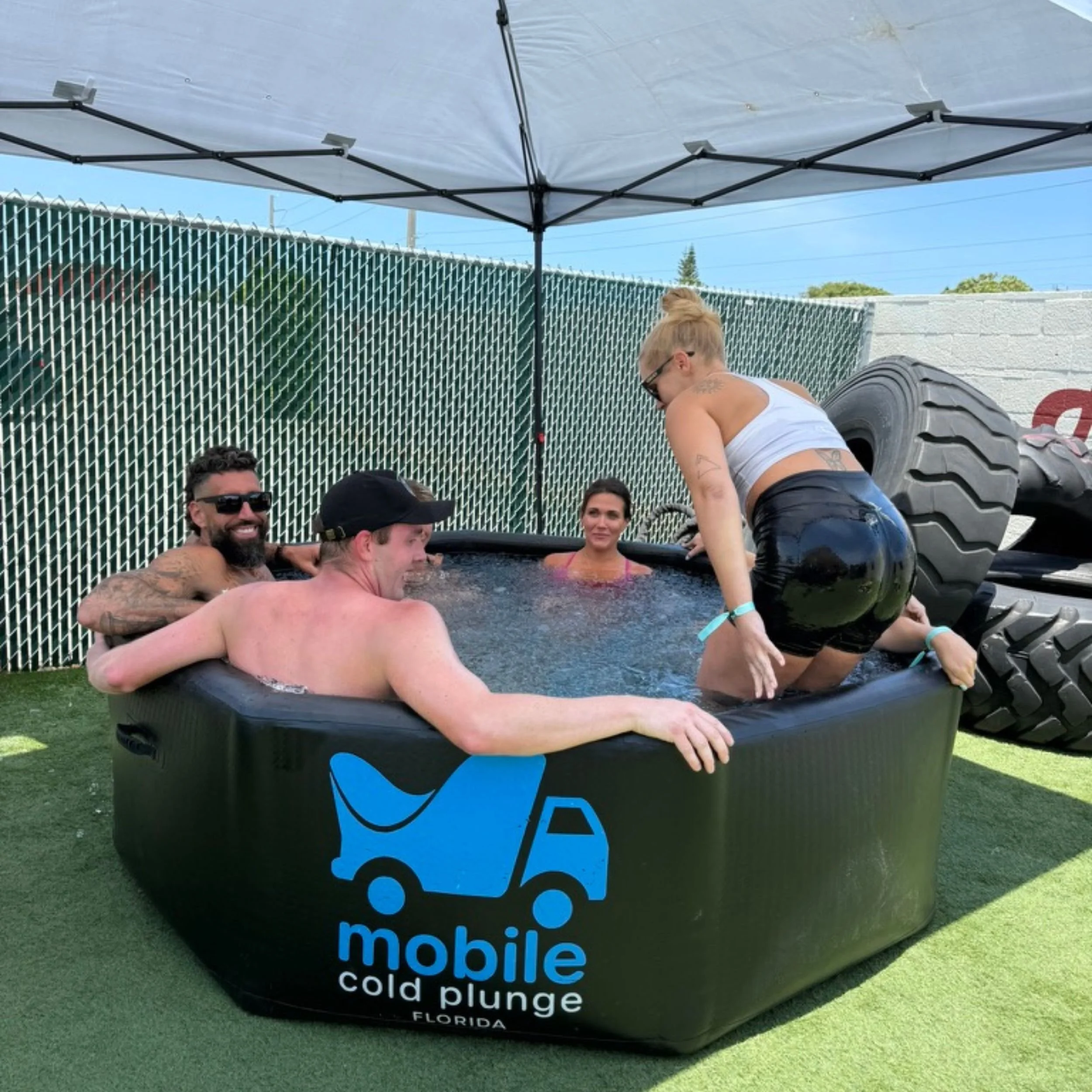 partyplungeevent6.jpg