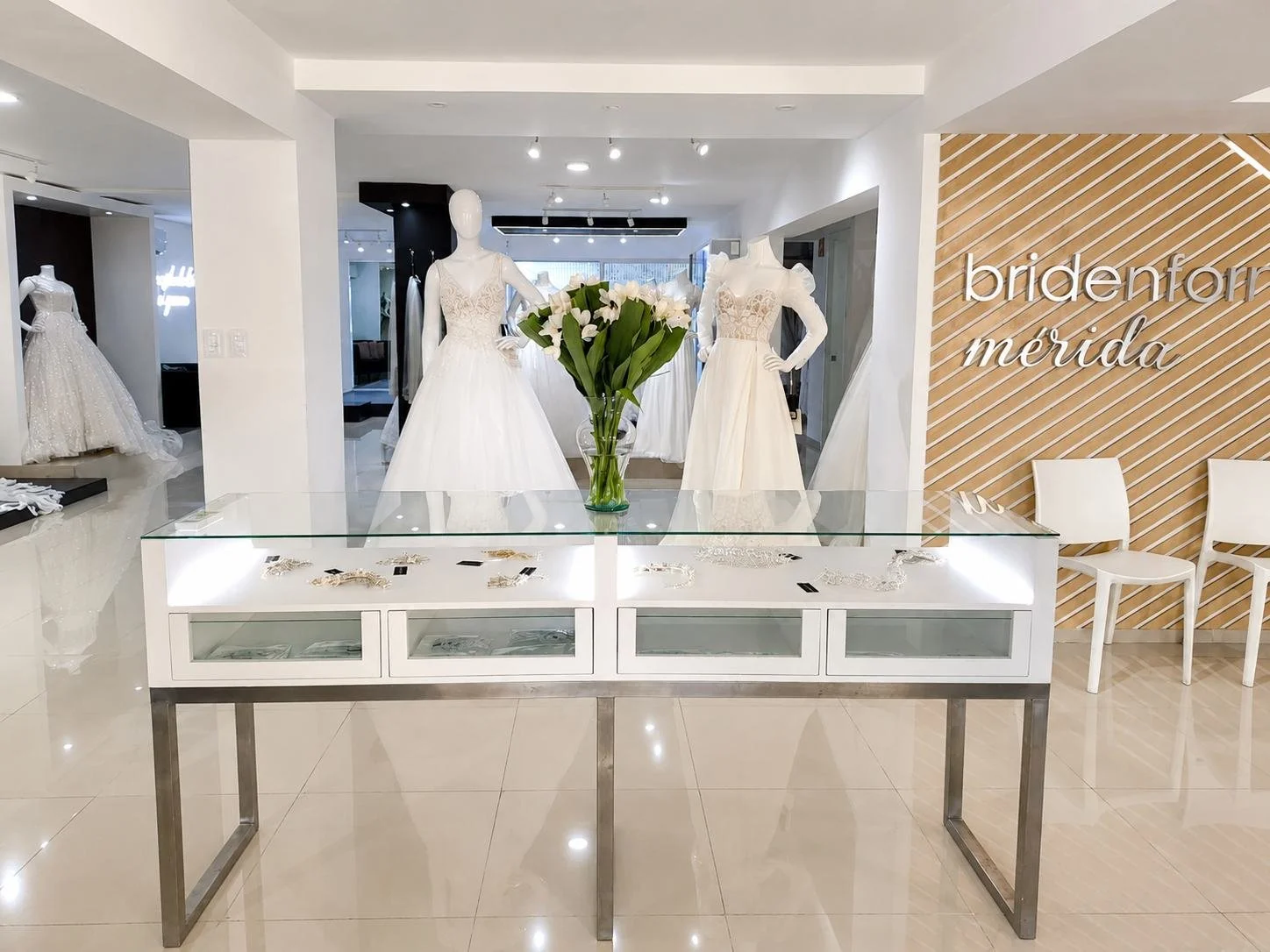 Servicio de Ajustes de Talla Incluidos en Boutique: La Garantía de Taller Propio Bridenformal
