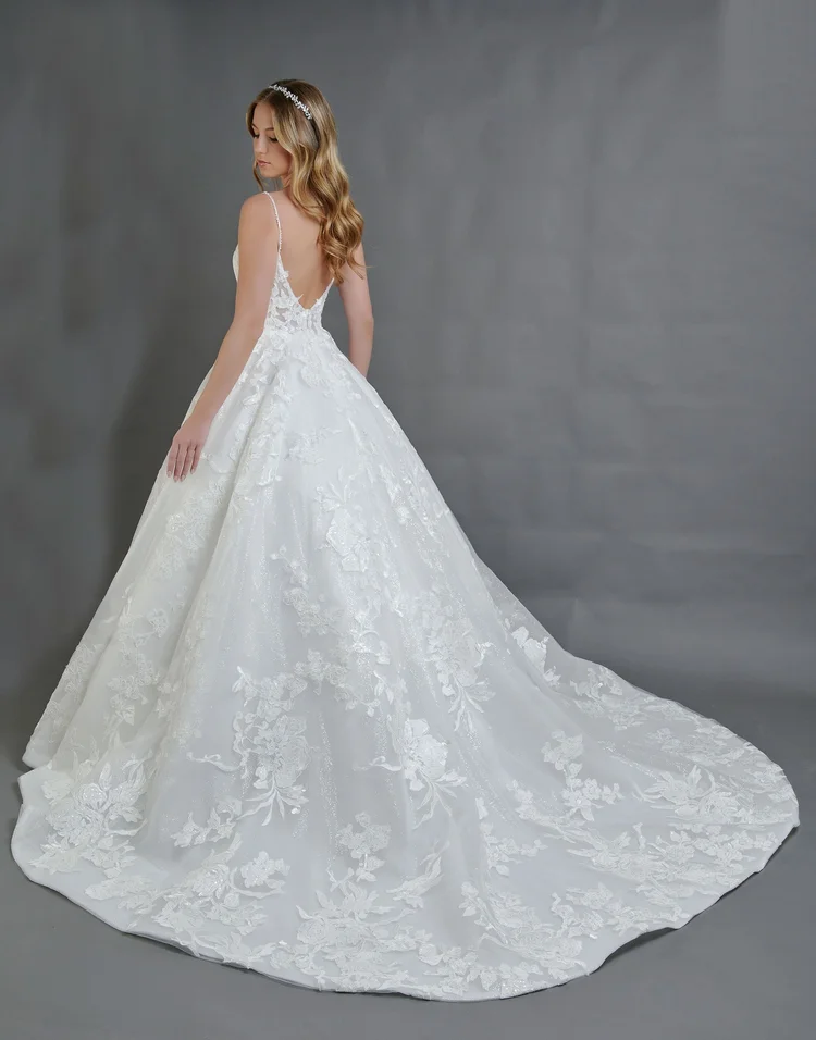 Vestido de novia Baraquiel corte princesa, Colección Bridenformal 2027