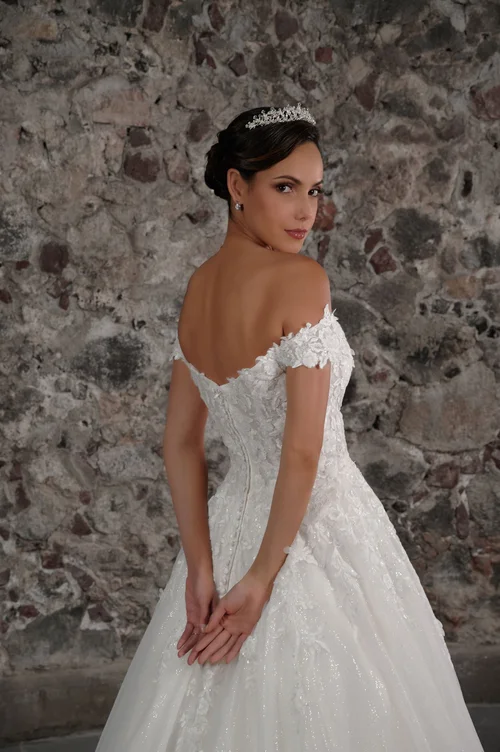 Vestido de novia Cirano corte princesa, Colección Bridenformal 2027, $26,625 MXN
