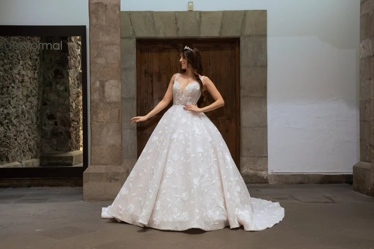 Vestido de novia Trescia corte princesa, Colección Bridenformal 2027
