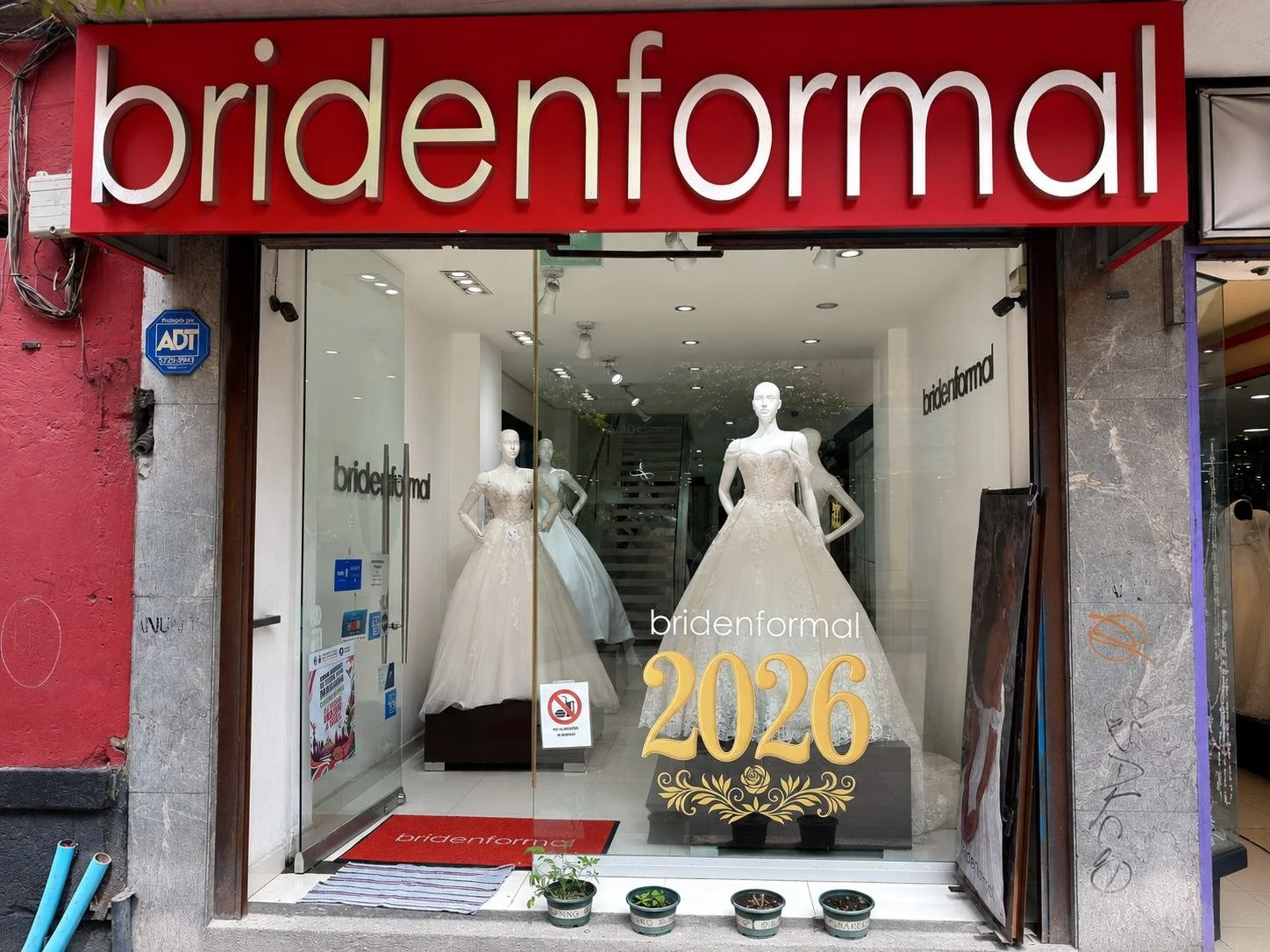 Fachada de Bridenformal Chile 28 en República de Chile 28, Col. Centro, Ciudad de México