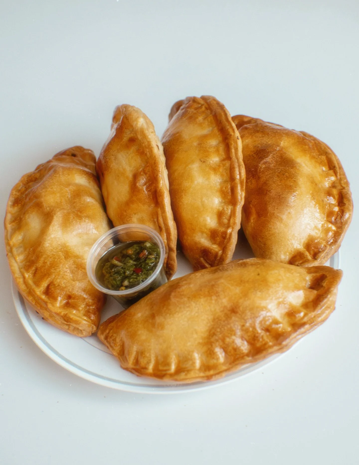 We&rsquo;re so excited to announce that Buena Matcha is teaming up with our friends at @buenas.empanadas &mdash; the desert&rsquo;s go-to for authentic Argentinean empanadas 🇦🇷🥟

Starting TOMORROW, you can grab their fresh, handmade empanadas (mad