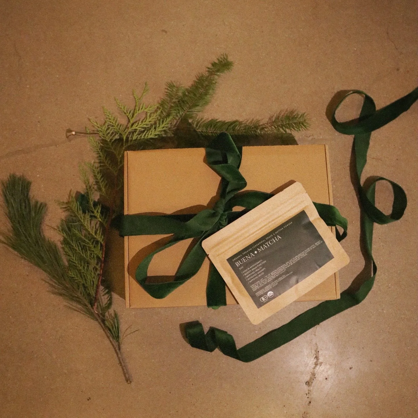 The perfect Christmas gift exists 🎄🍵
✨ The Buena Matcha Kit ✨
Thoughtful. Cozy. So good. 
$100 for the kit 
$60 for Organic ceremonial grade A matcha powder