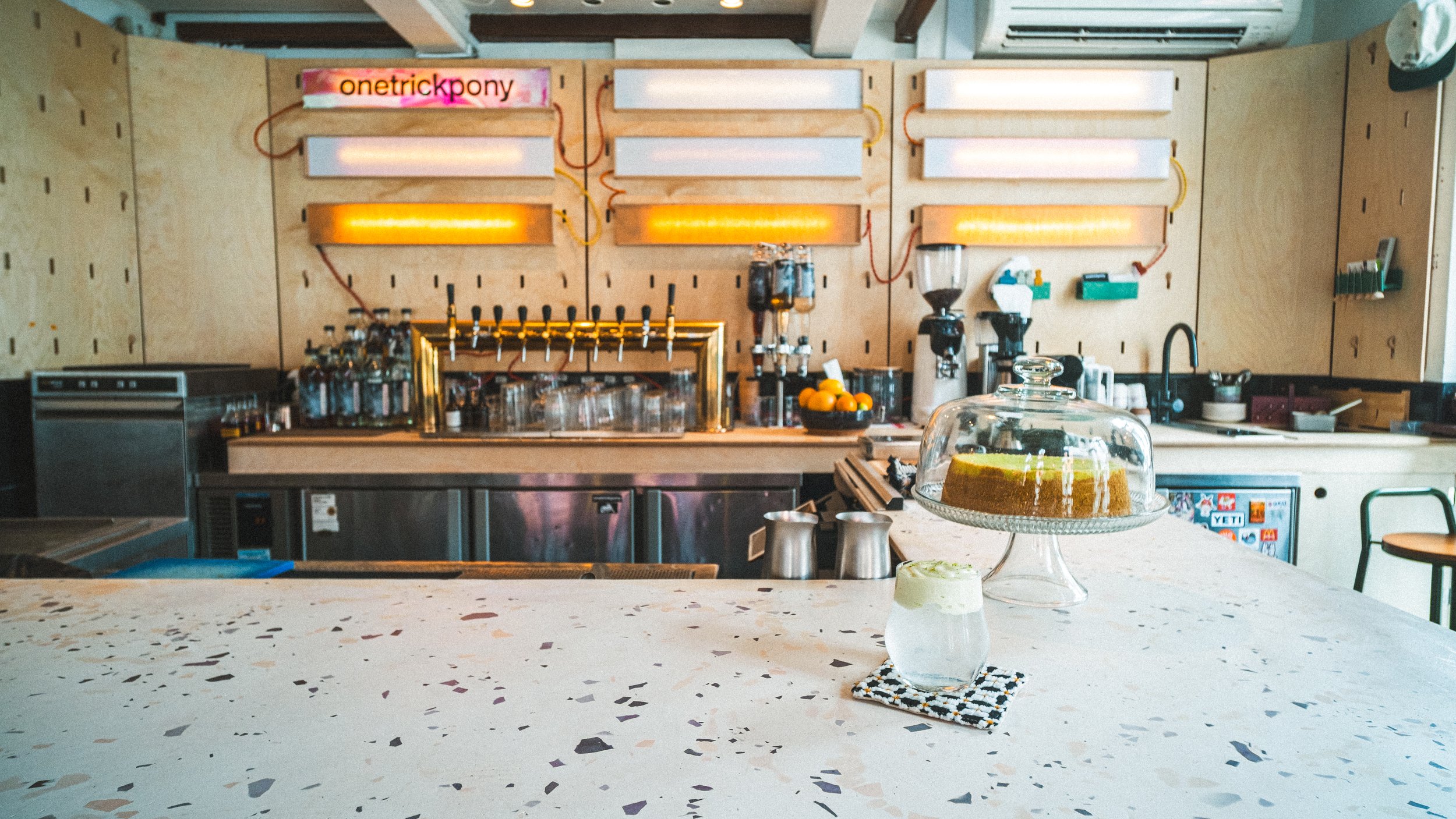 BAR2_1.jpg