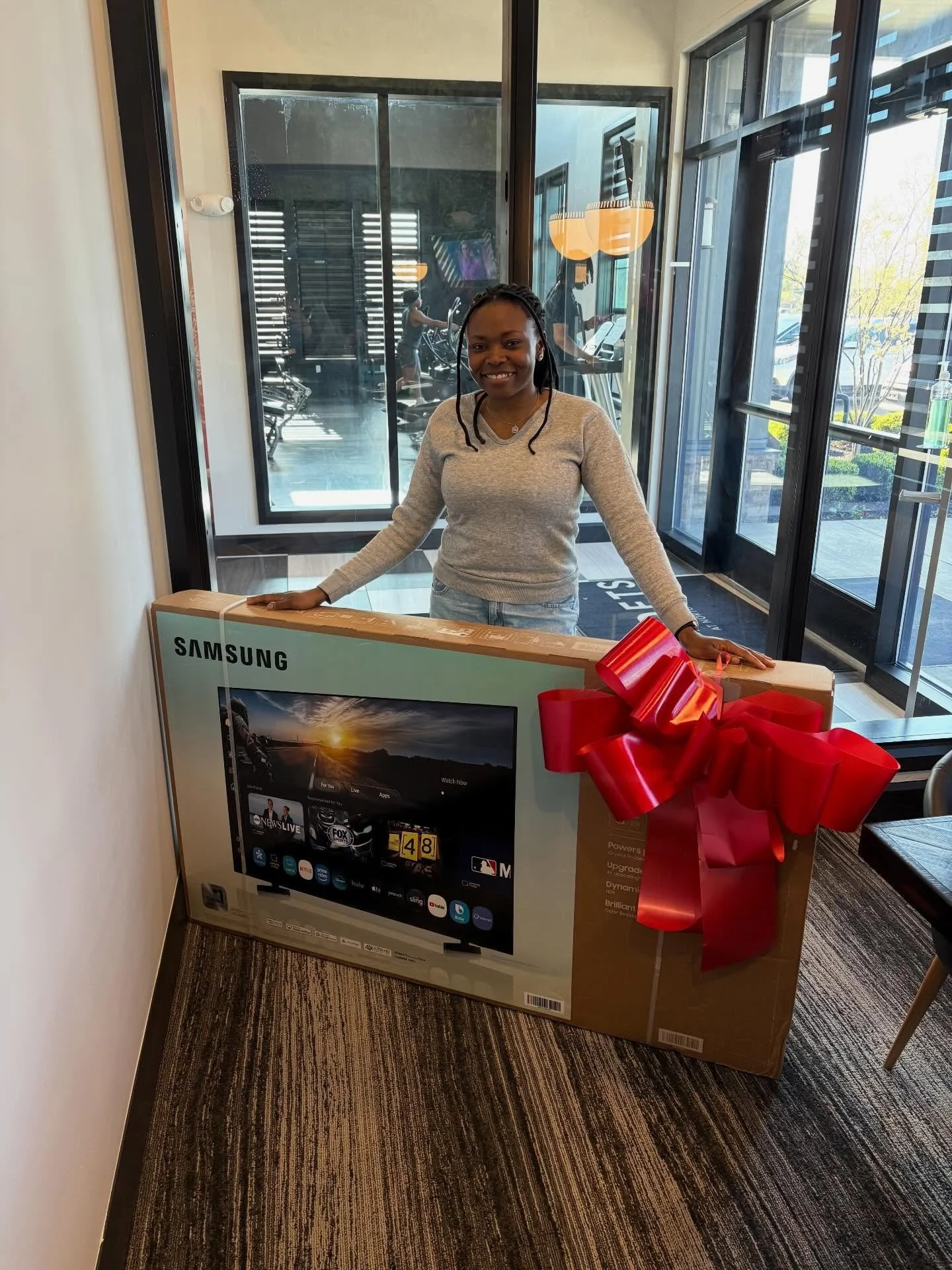 And the winner is&hellip; Adesewa!! 🎉📺 Huge congratulations to our Blood Drive TV raffle winner! Thank you to everyone who showed up, donated, and made a difference&mdash;this is what community is all about ❤️