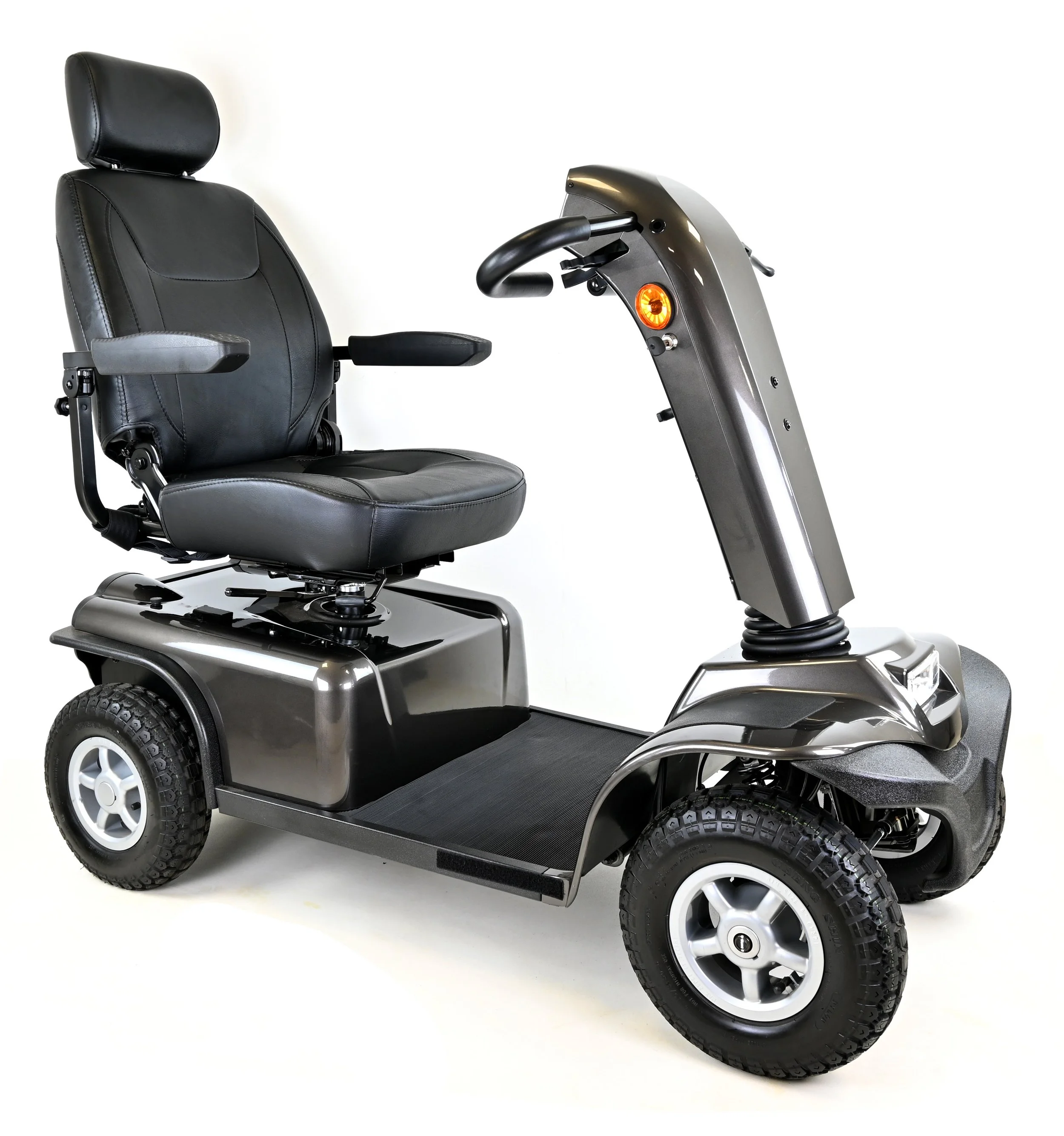 Electric mobility scooter with four wheels and a seat