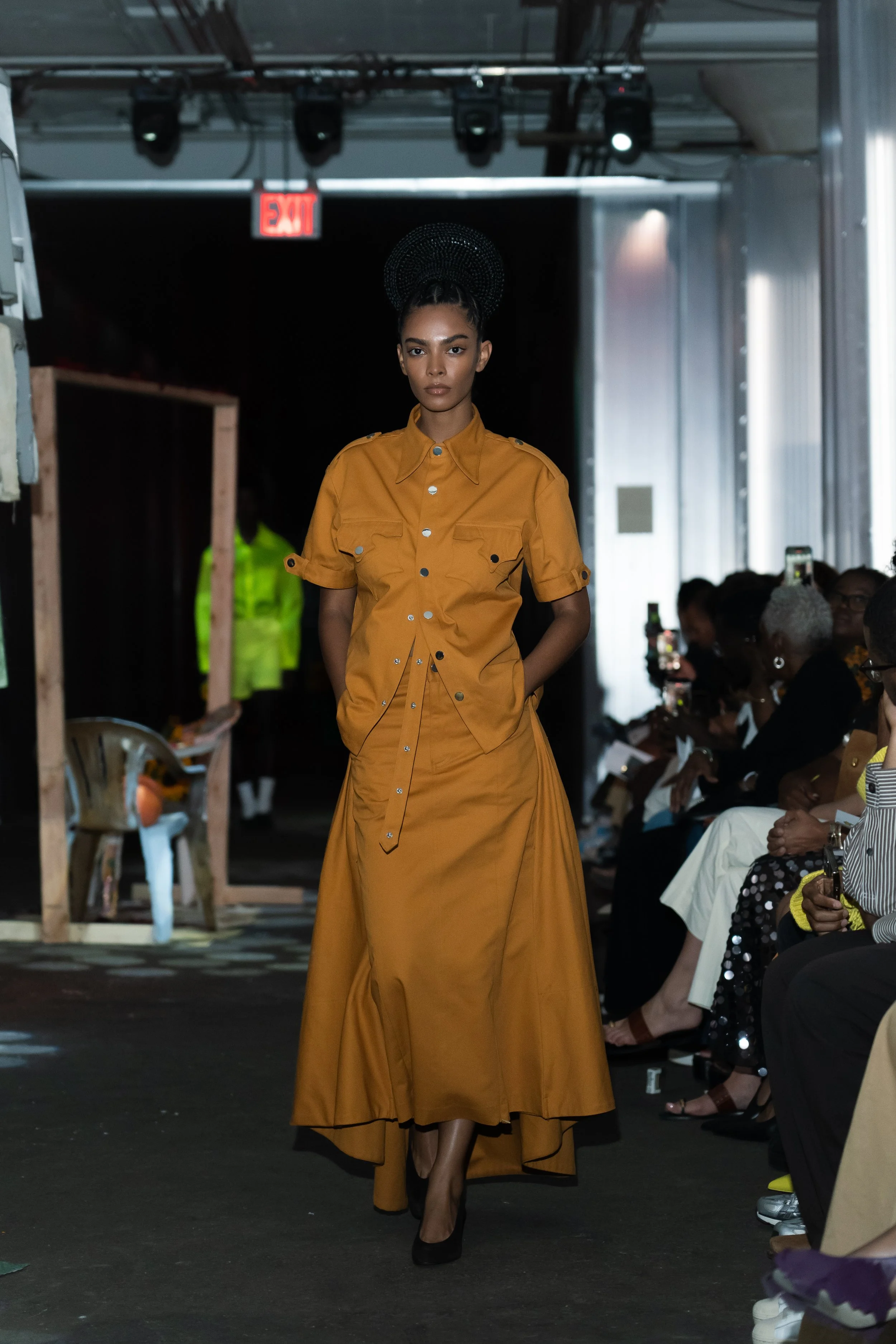 Look 2.jpg