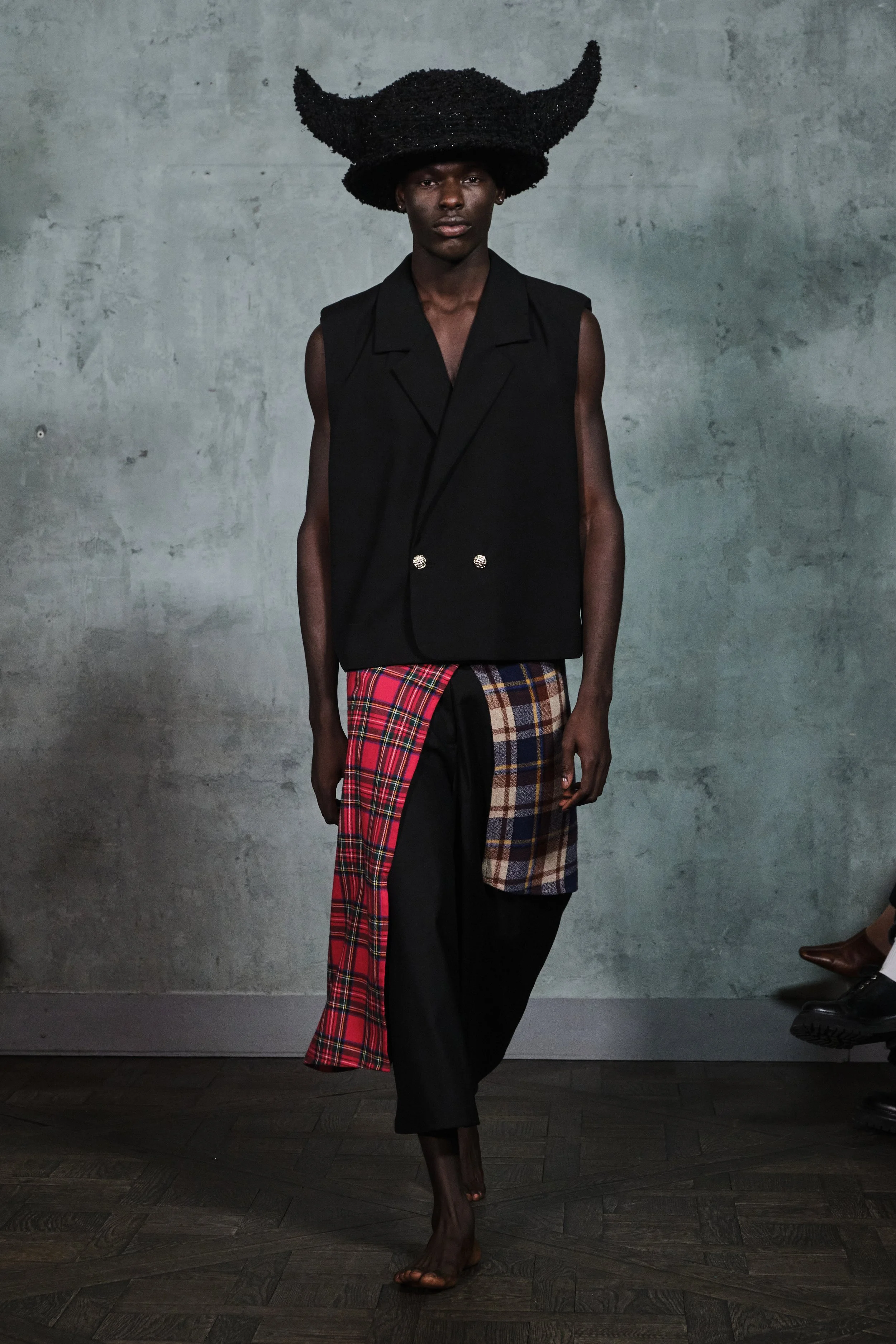 Advisry_FW26 Look 27.jpg
