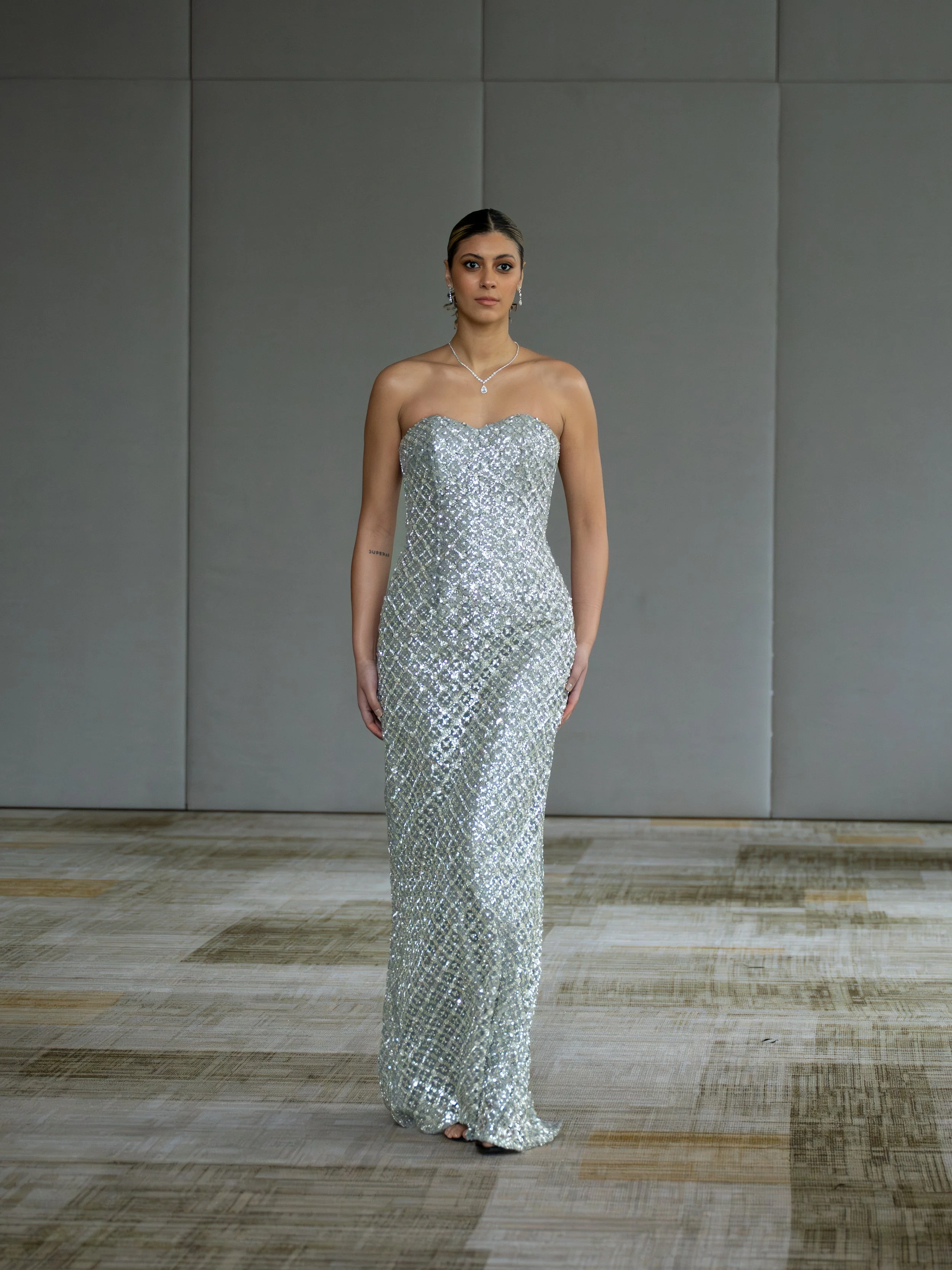 VEEJAY RUNWAY LOOKS-13.jpg