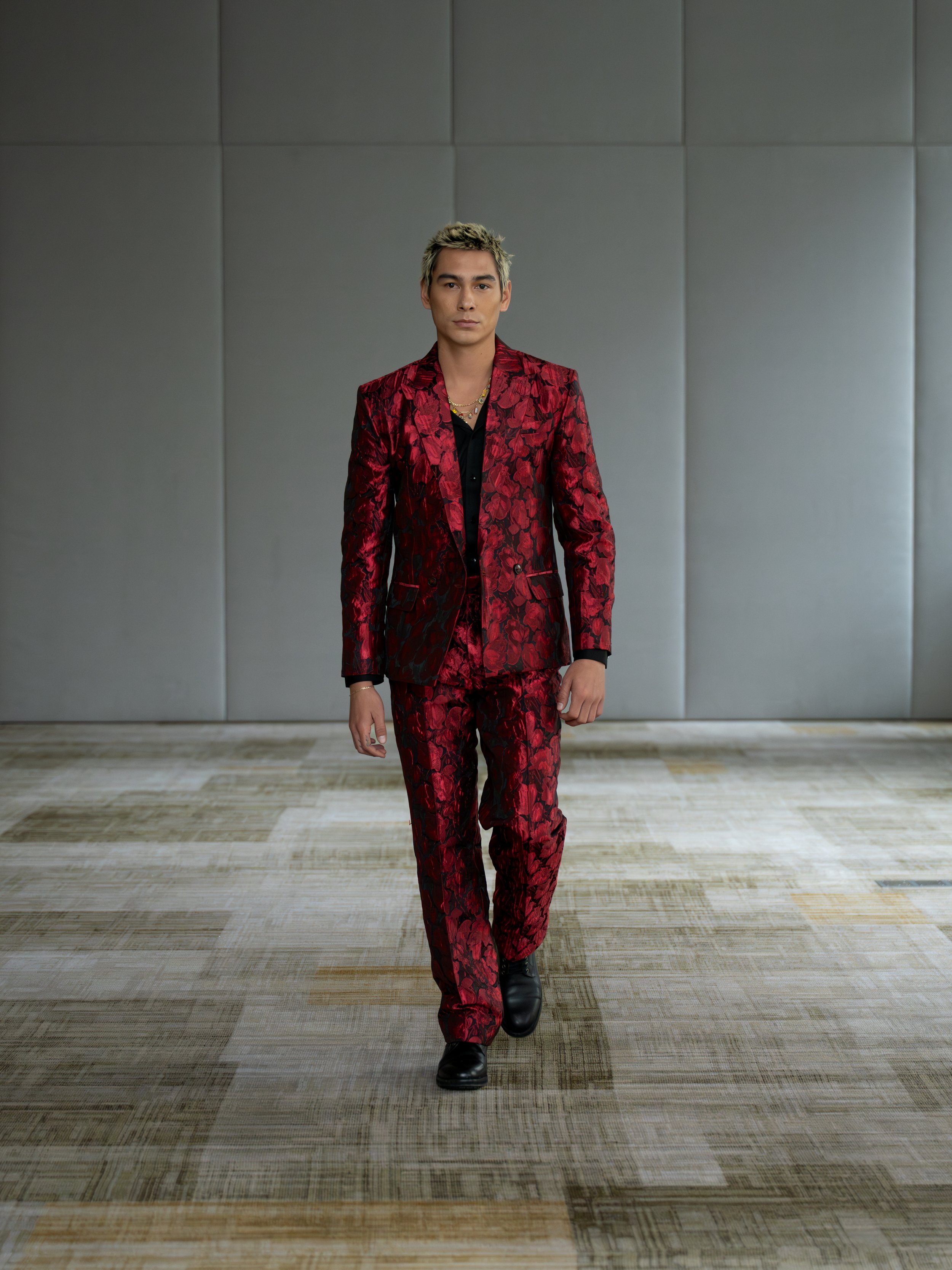 VEEJAY RUNWAY LOOKS-44.jpg