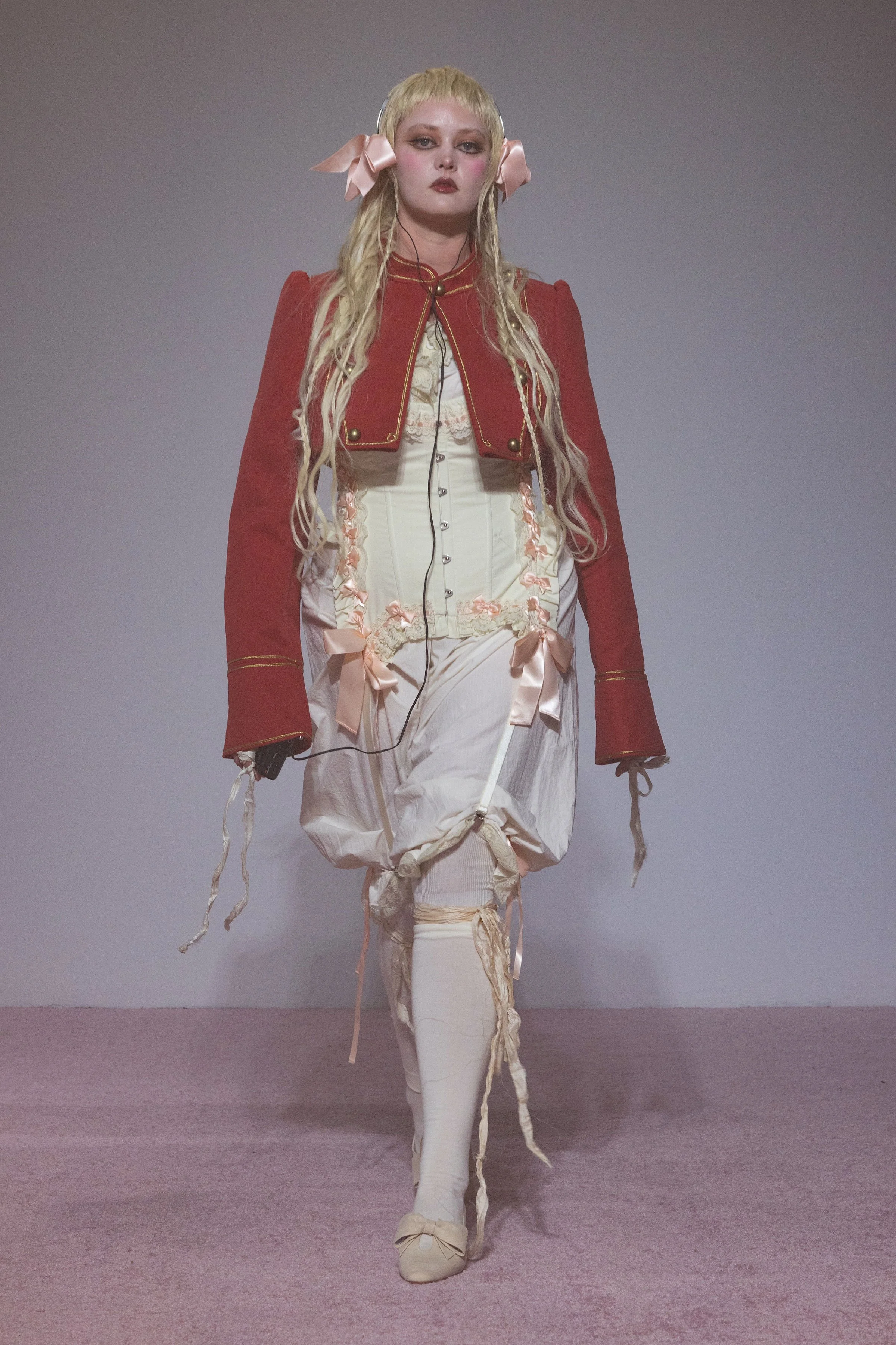 SELKIE-SS27-RUNWAY-MD-6750.jpg