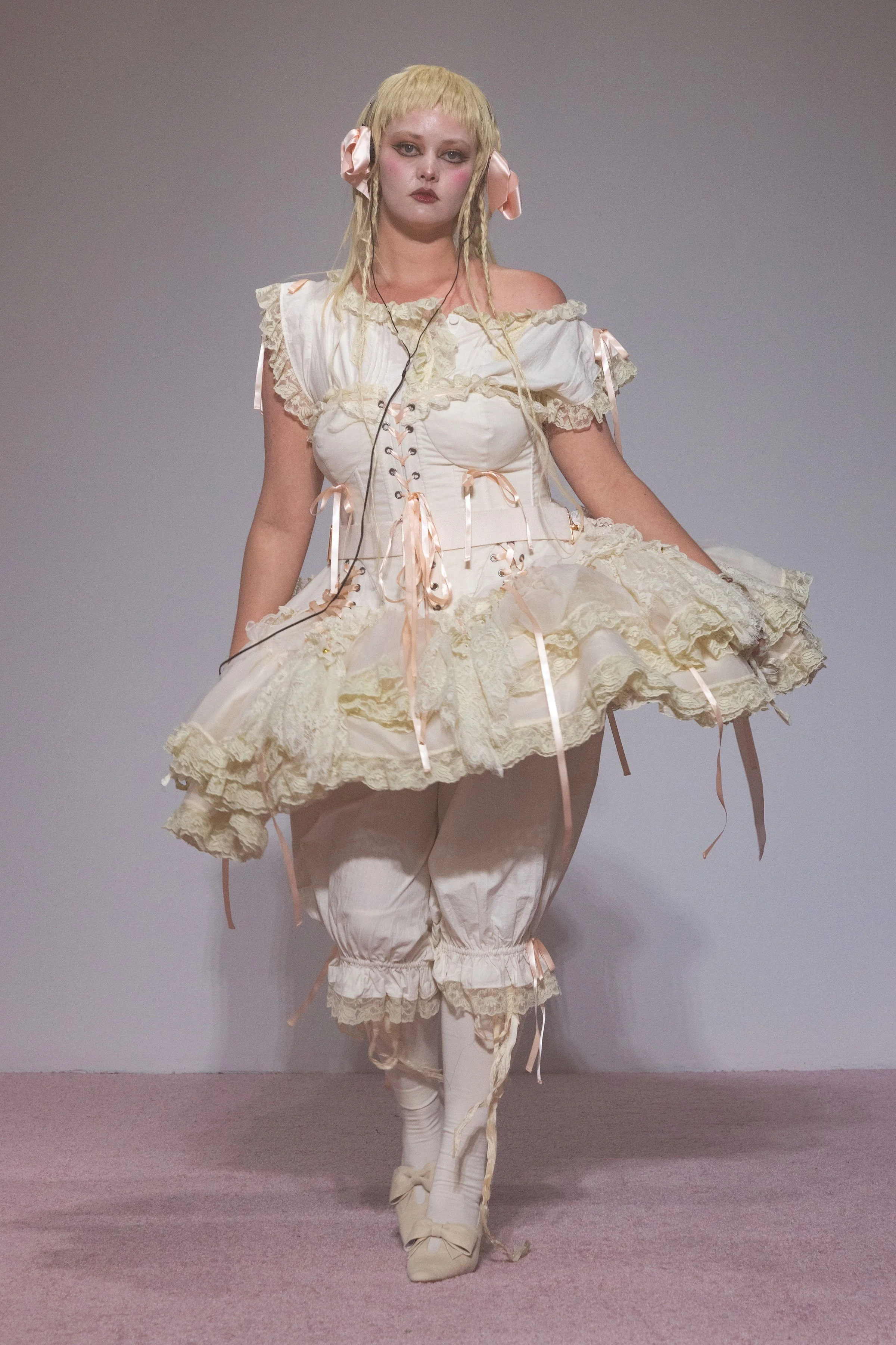SELKIE-SS27-RUNWAY-MD-7504.jpg
