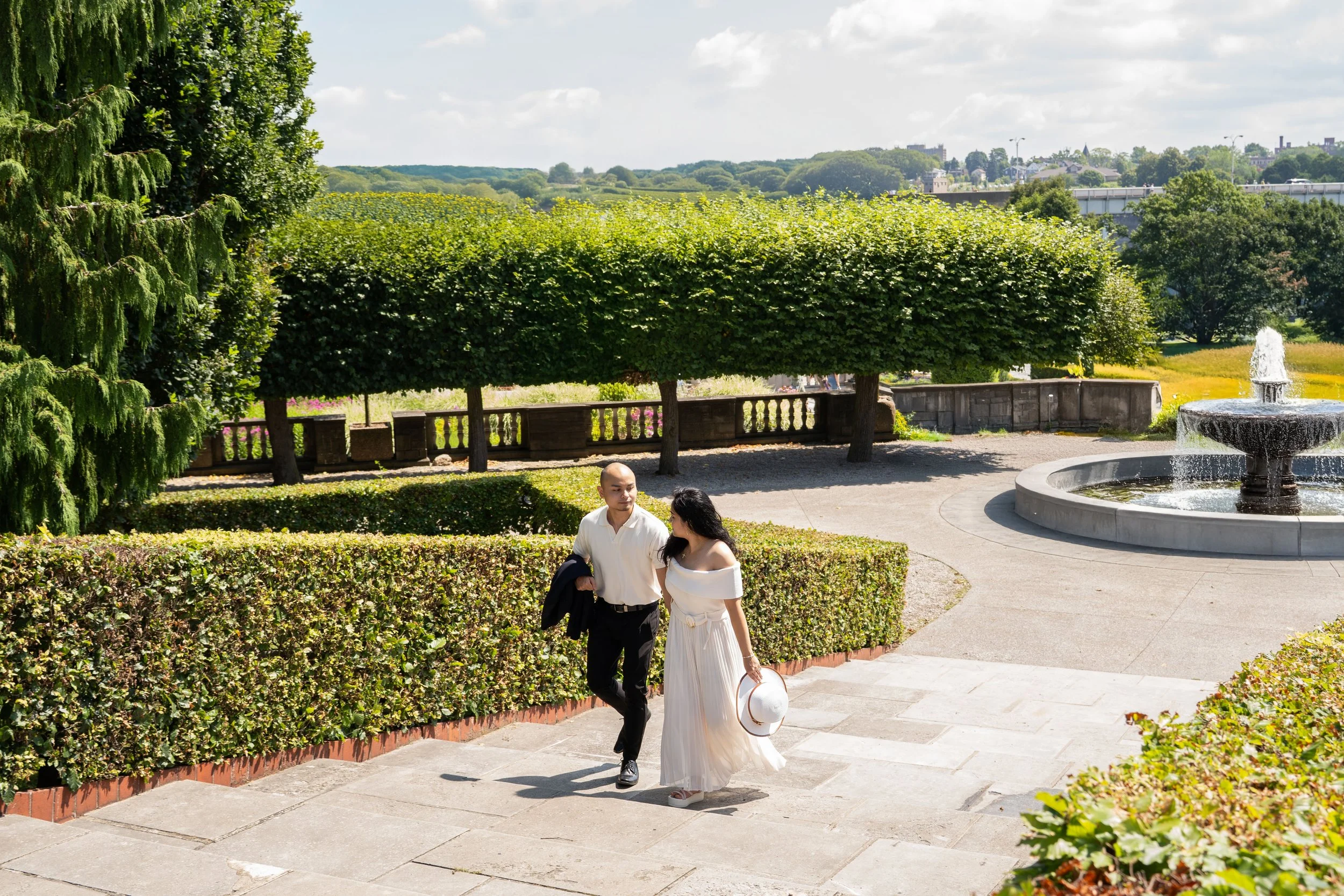 Love &amp; Light at Oakes Garden Theatre