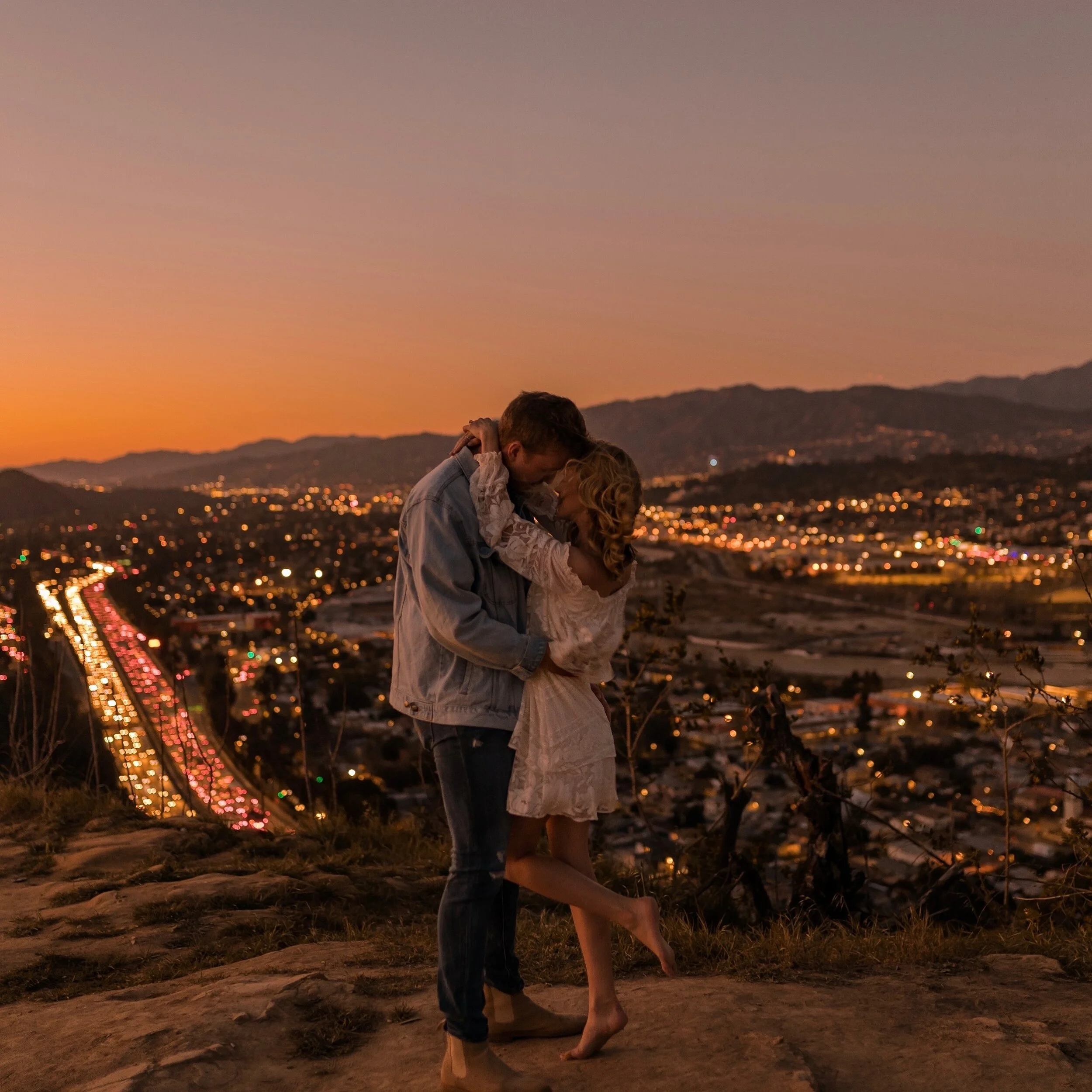 When you&rsquo;re an adventurer photographer.. me: &ldquo;Hey, let&rsquo;s go on a little hike.&rdquo; The outcome is always worth it!&hearts;️

#socalphotographer #engagementphotos #losangelesphotographer #contentcreator #creative #californiaphotogr