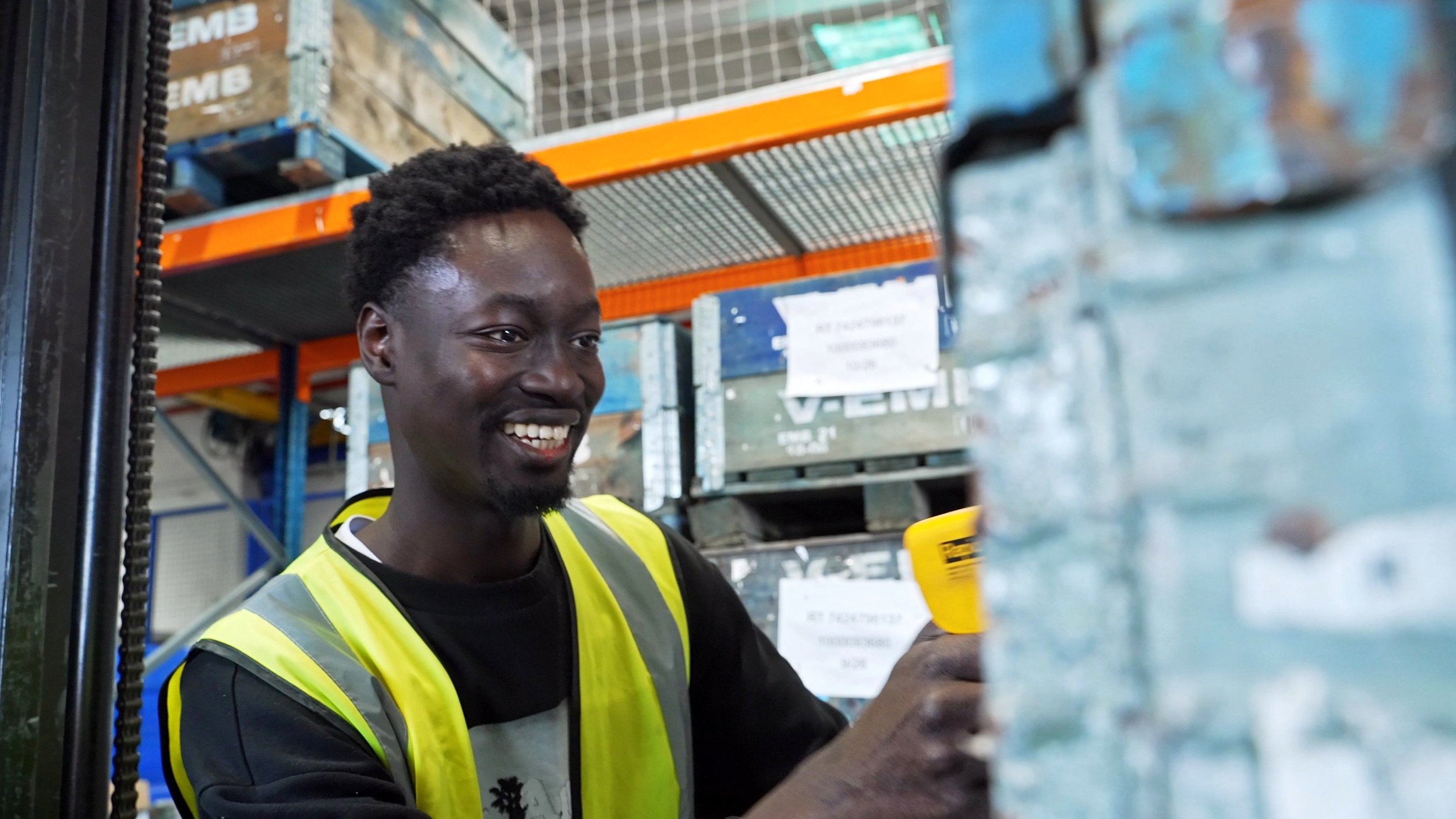 Superbes videos reportages sur les lignes de production de l'entreprise renault trucks