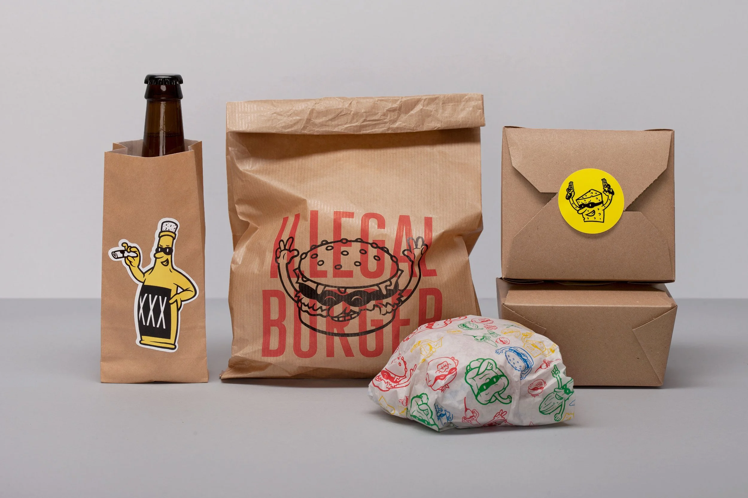 PROSJEKT: Illegal Burger. ROLLE: Visuell identitet, navneutvikling. RESSURS: Are ÅR: 2010.
Allerede i 2010 var Illegal Burger først ute på bølgen av gormet-burgerrestautranter. Den visuelle identiteten har forblitt uforandret helt siden dørene åpnet 