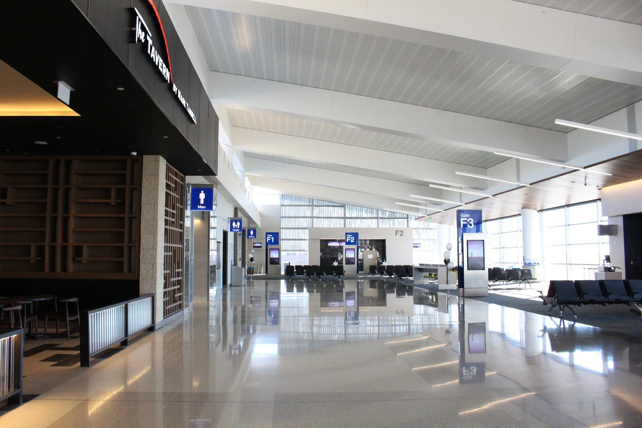 PHX Terminal 3 South Concourse.jpg