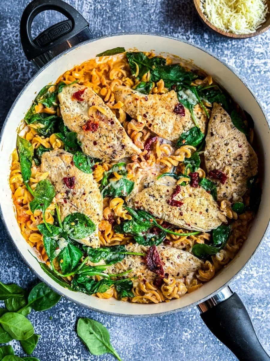 Healthy and Easy High-Protein Marry Me Chicken Pasta