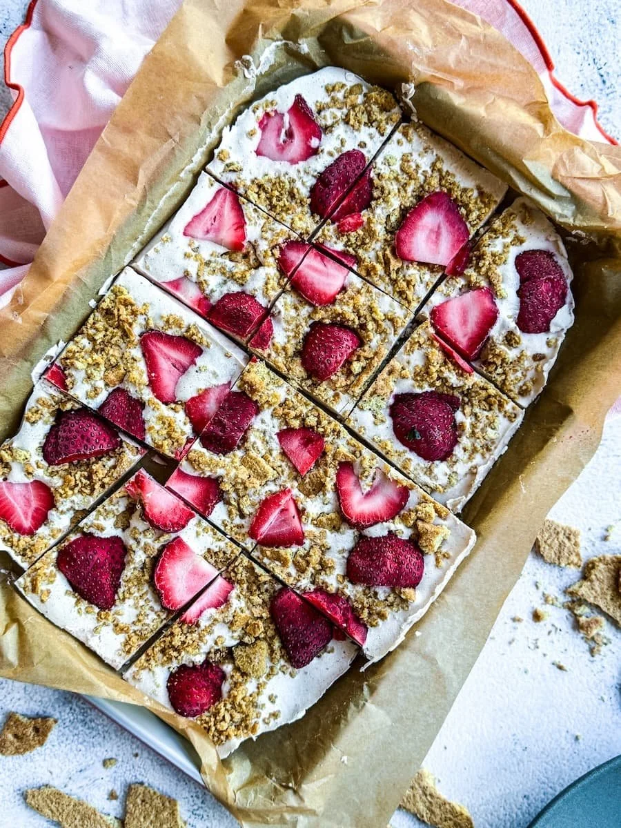 Easy High-Protein Strawberry Yogurt Bark Recipe
