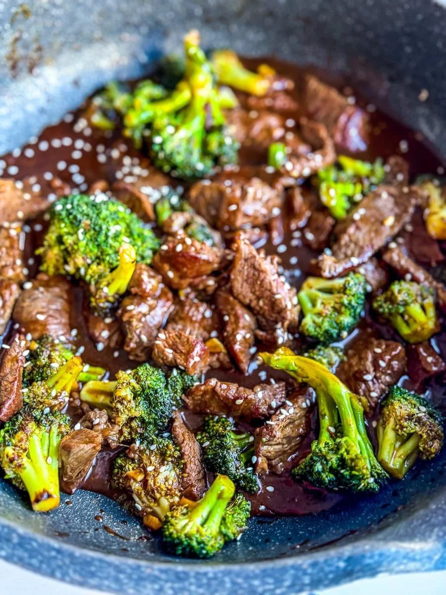 beef broccoli recipe in the skillet