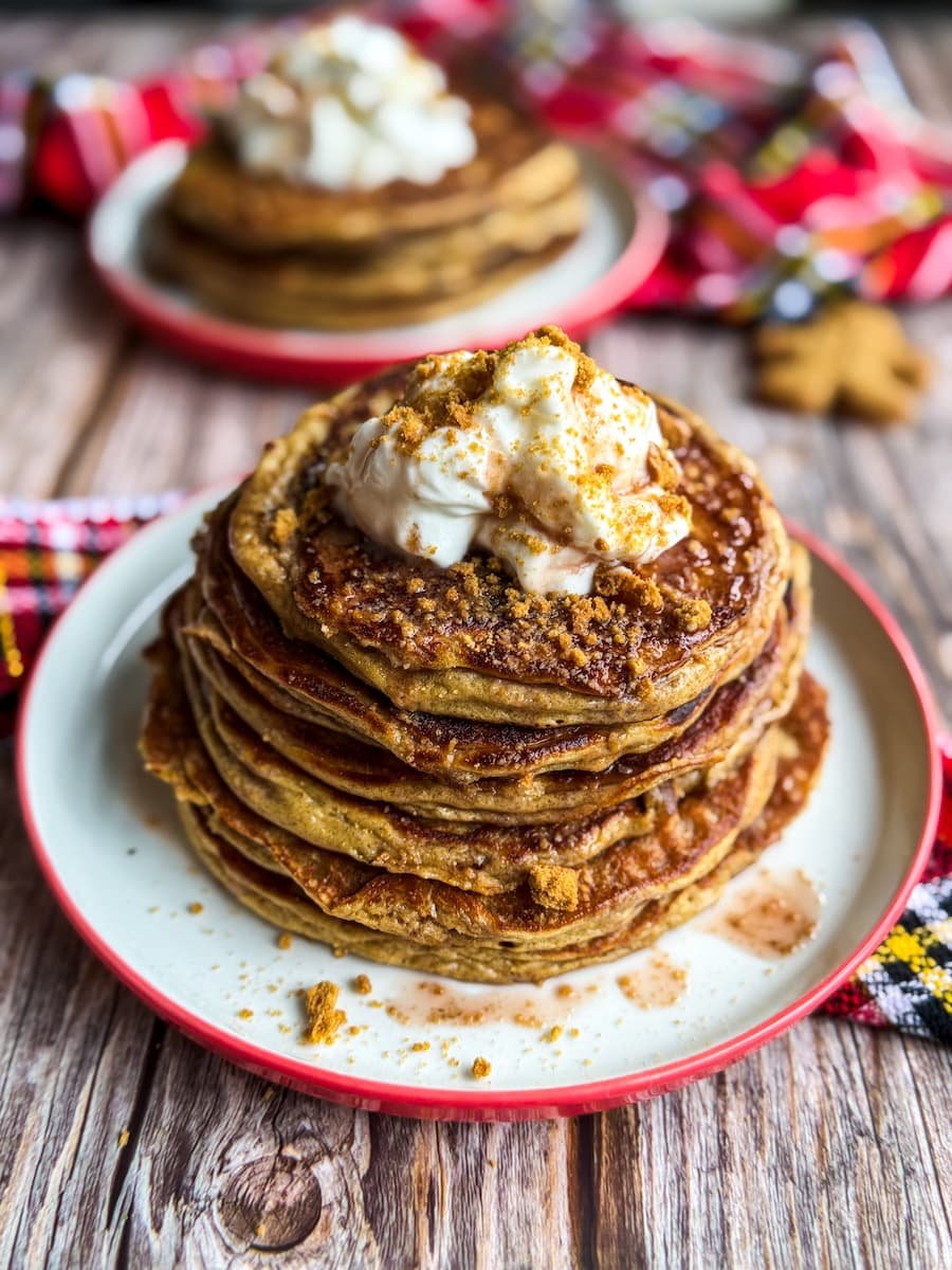 gingerbread protein pancakes / protein pancake recipe