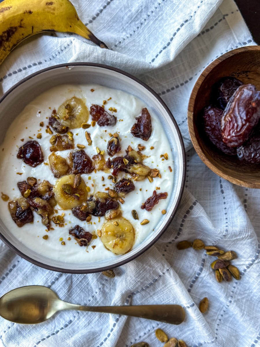 caramelized bananas yogurt bowl