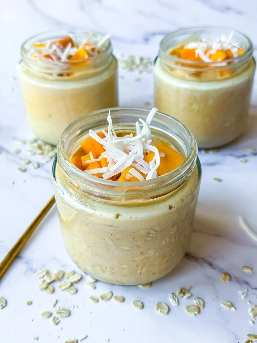 protein overnight oats - mango coconut