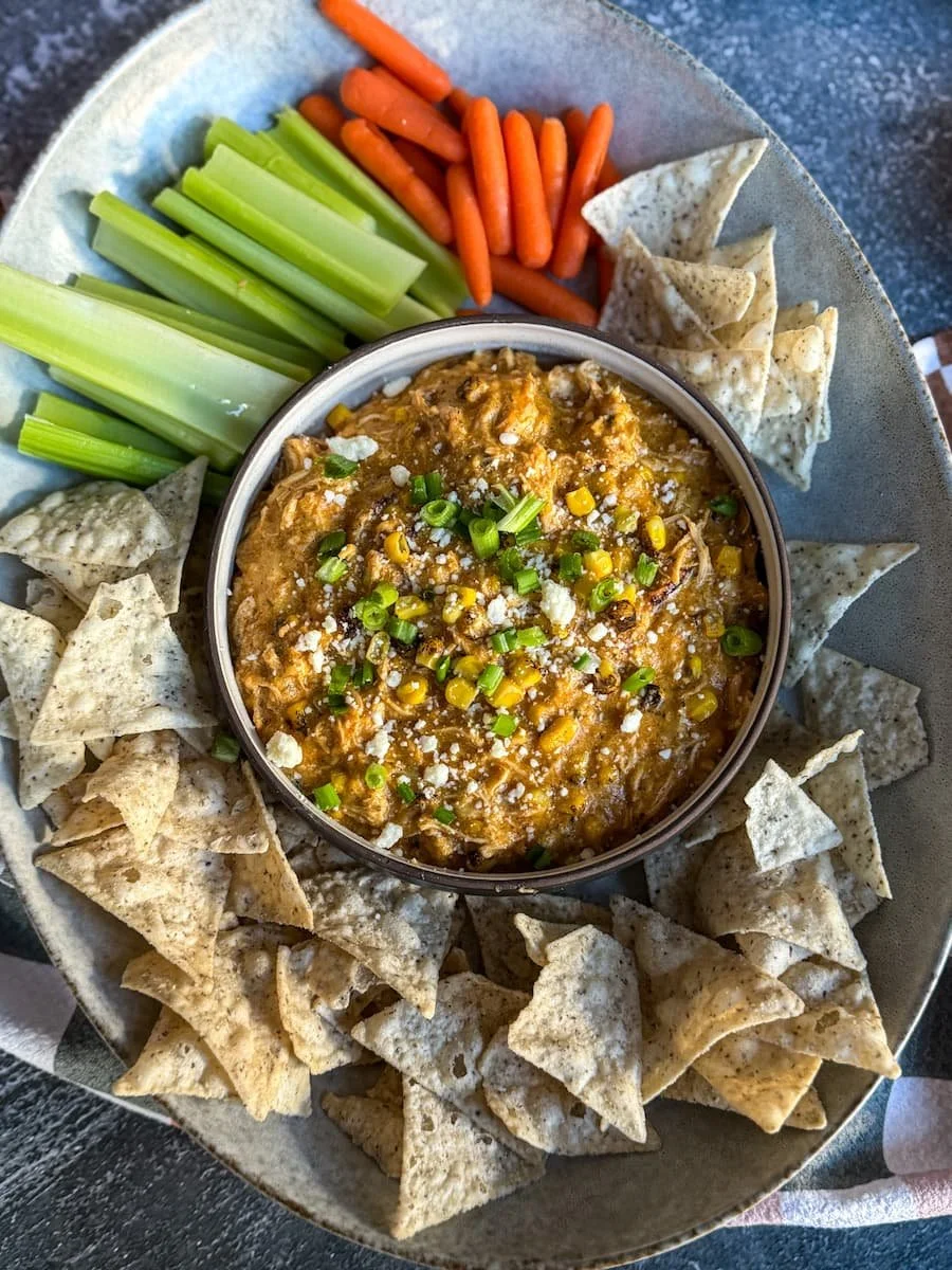 cottage cheese buffalo chicken dip / buffalo chicken dip with cottage cheese / buffalo chicken dip crock pot