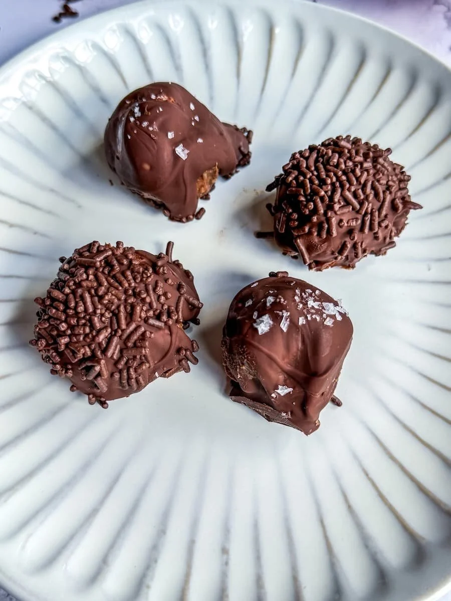 protein dessert / protein truffles on a plate