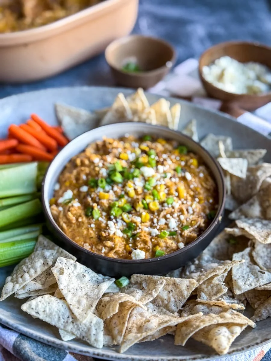 cottage cheese buffalo chicken dip / buffalo chicken dip with cottage cheese / buffalo chicken dip crock pot