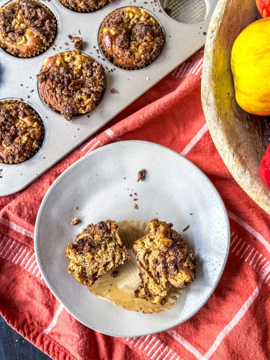 healthy snacks for weight loss - apple muffins