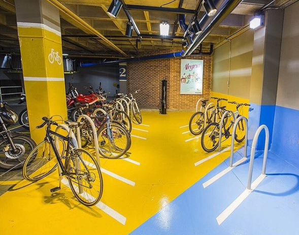 cicloParqueo centro comercial.PNG