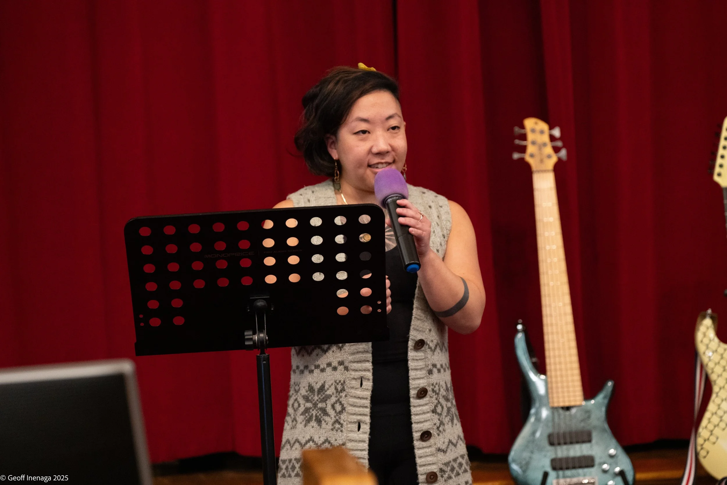  Kendall Tani with Bonbu Stories recites her original poetry. 