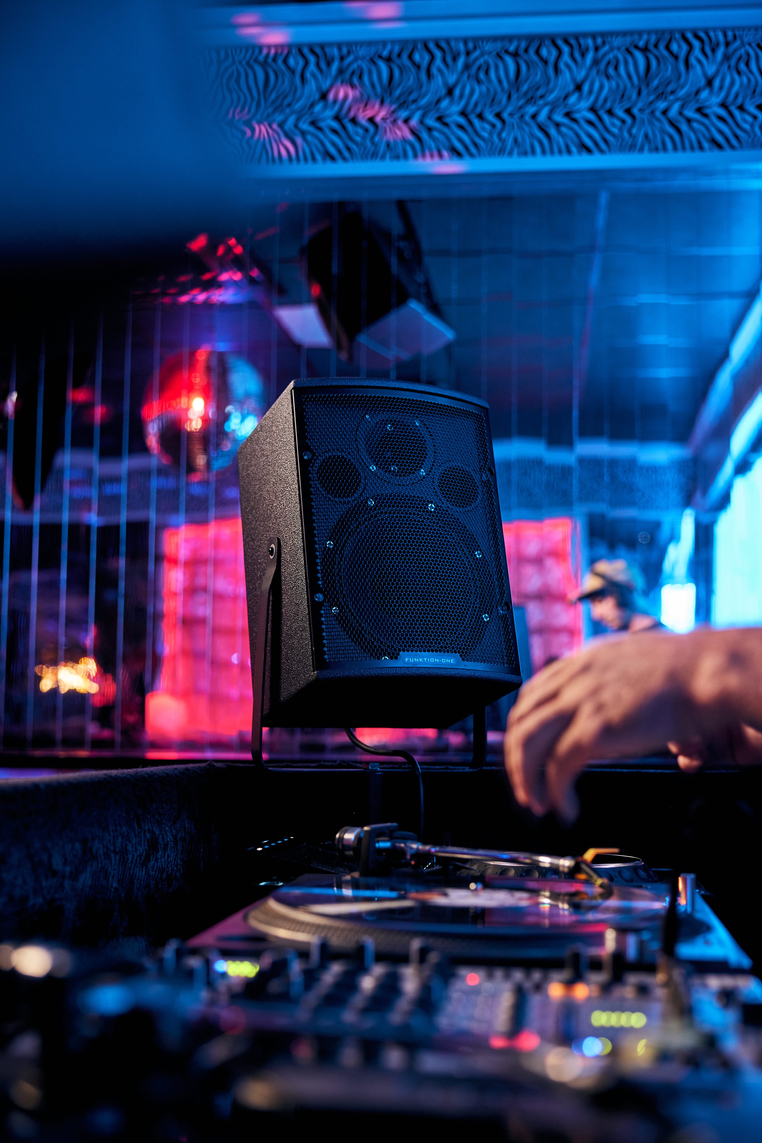 INSIDEOUT_AUDIO_NIGHT_SHADE_0012_WEB_RES.jpg