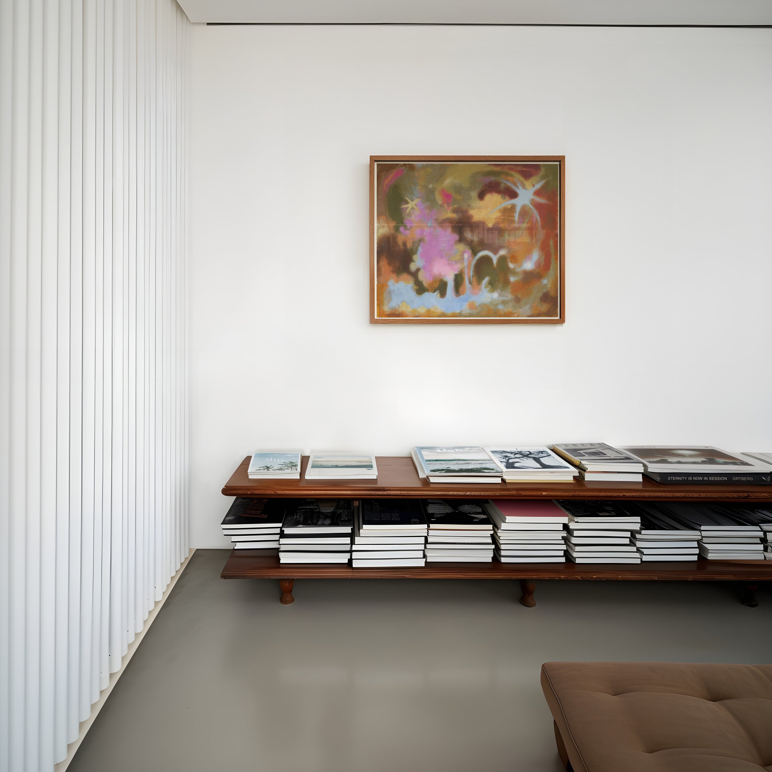 DIN-A-horizontal-frame-low-bookshelf-0090 copy.jpg