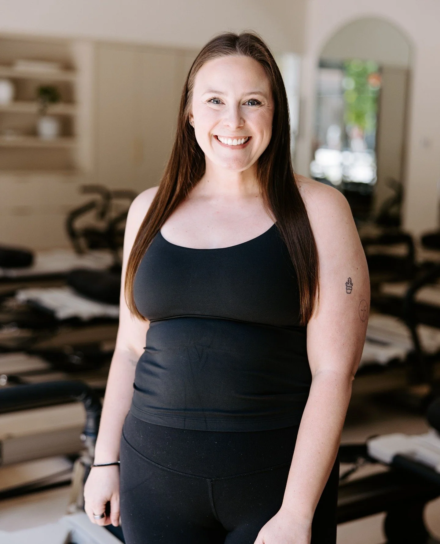 Meet Julie 💫⁠
⁠
Julie is an XFormer Certified Instructor with over four years of yoga teaching experience. Drawn to san's energetic atmosphere and intentional approach to movement, she creates classes that are both challenging and empowering.⁠
⁠
Her