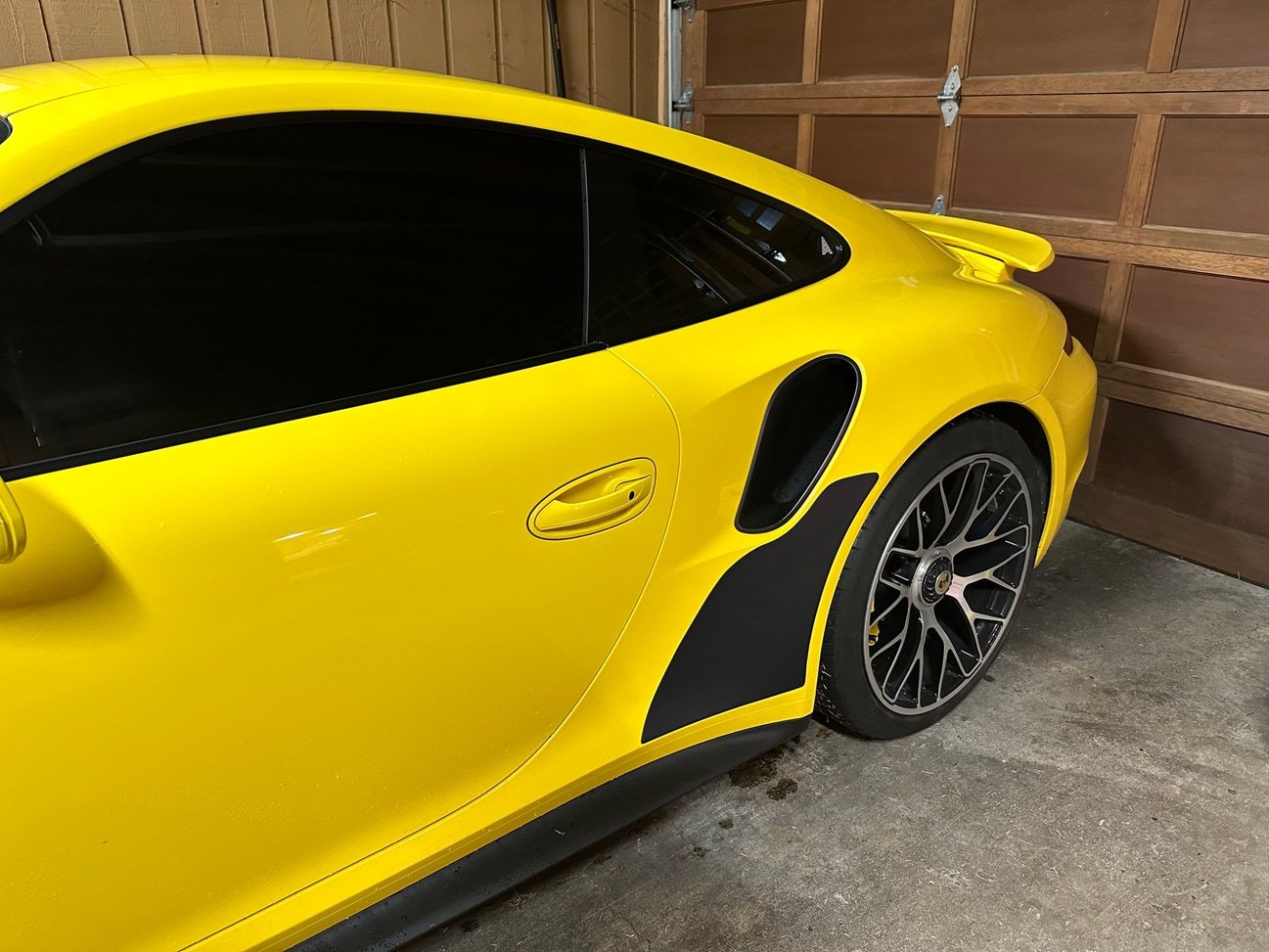 Printed Black on yellow 991.1 turbo S.jpeg