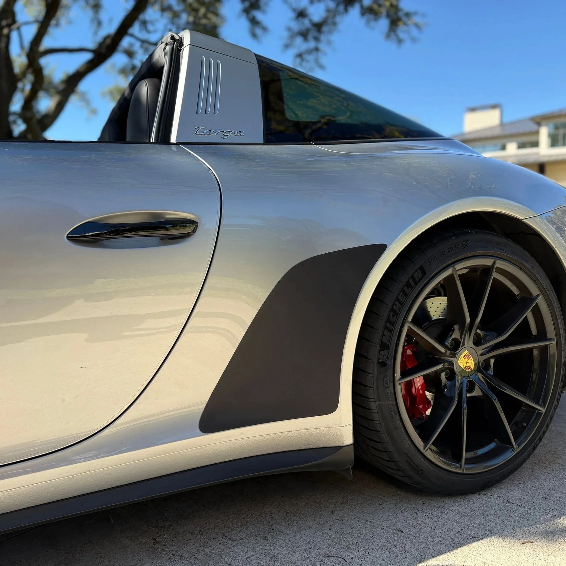 GT-+silver-Porche-991-targa-black-rock-protectors.jpg